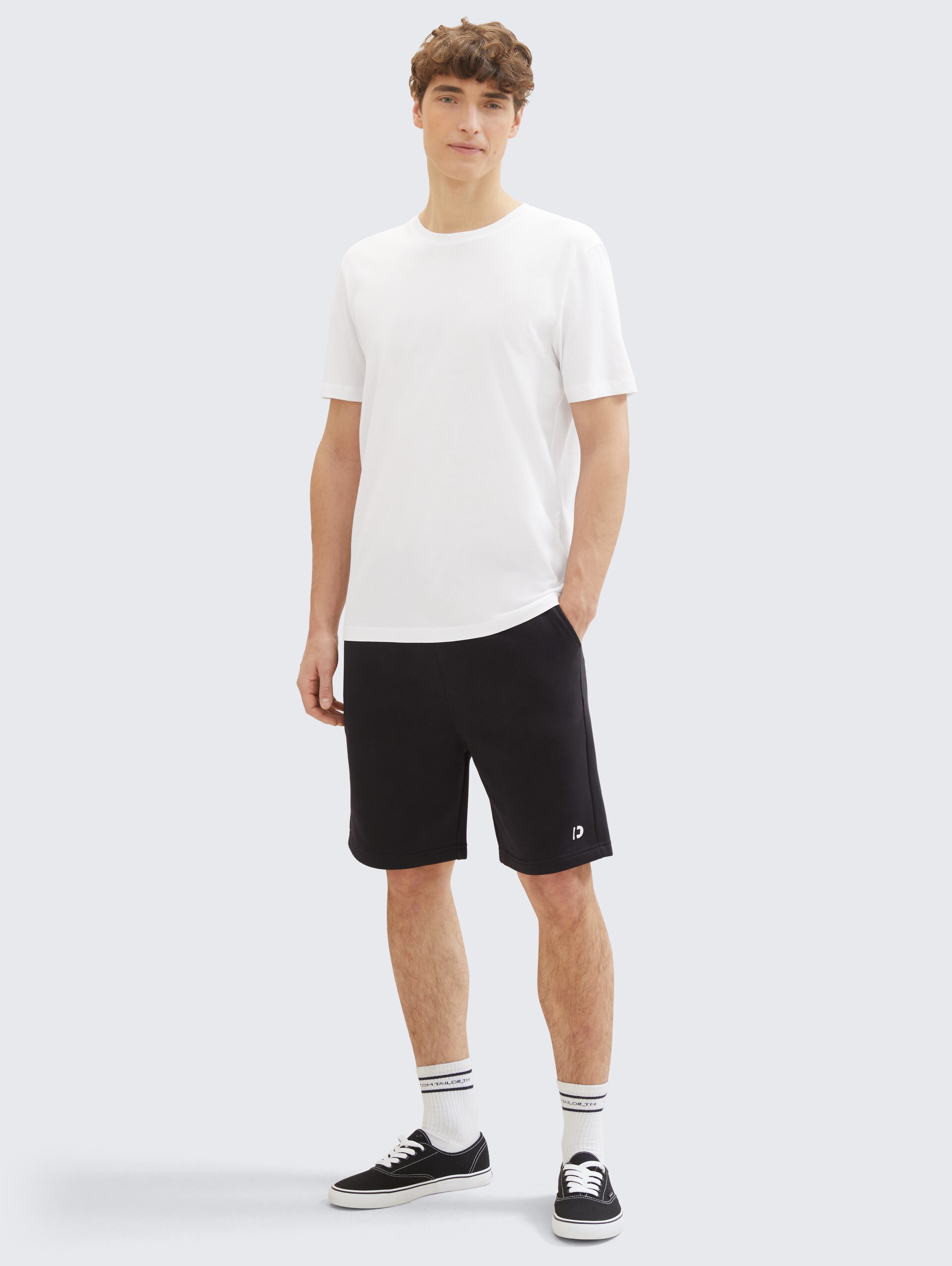 T-Shirts aus Baumwolle im 3er-Pack - White - Model-Vorderansicht