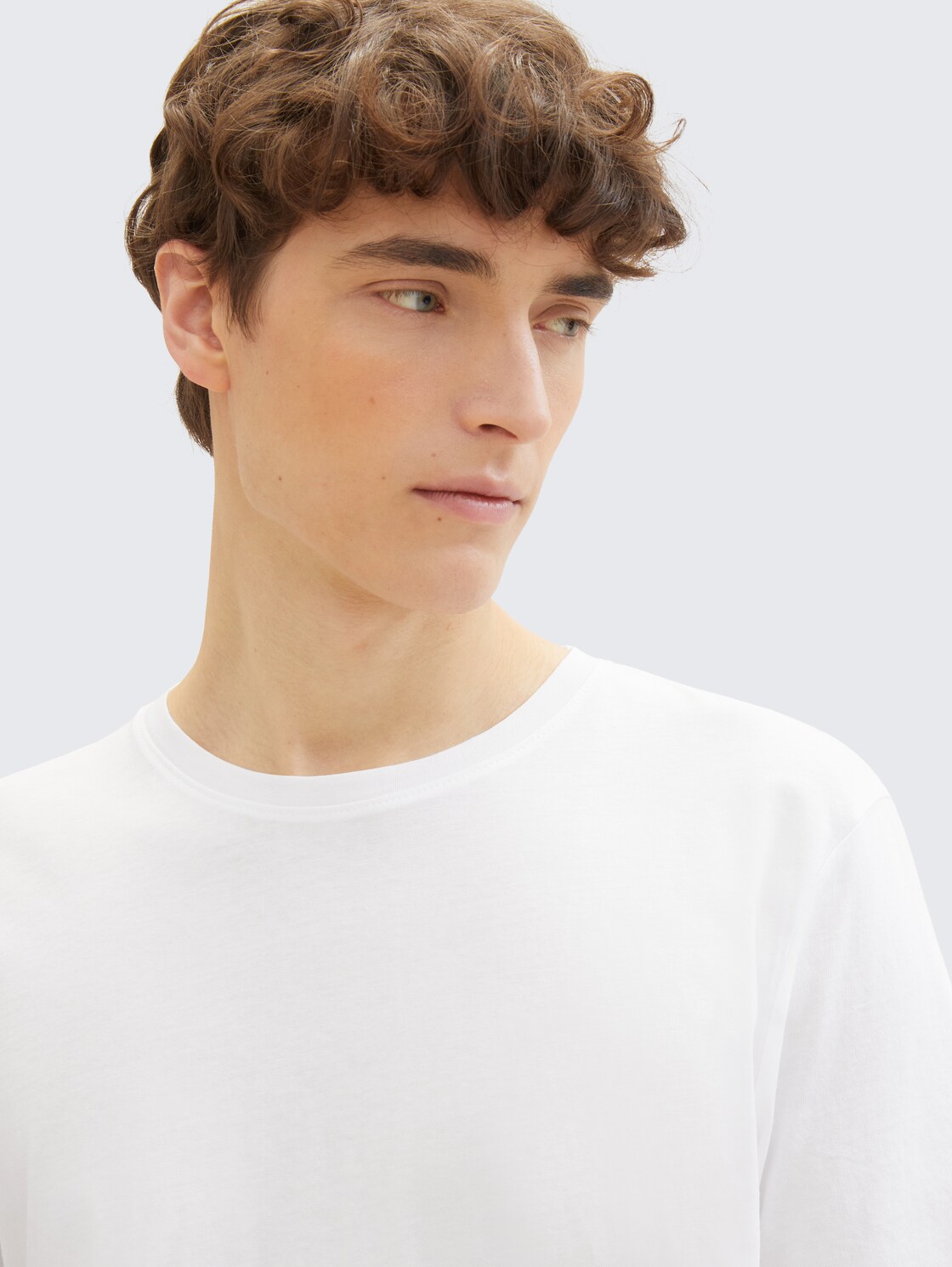 T-Shirts aus Baumwolle im 3er-Pack - White - Detail-Model-Ansicht