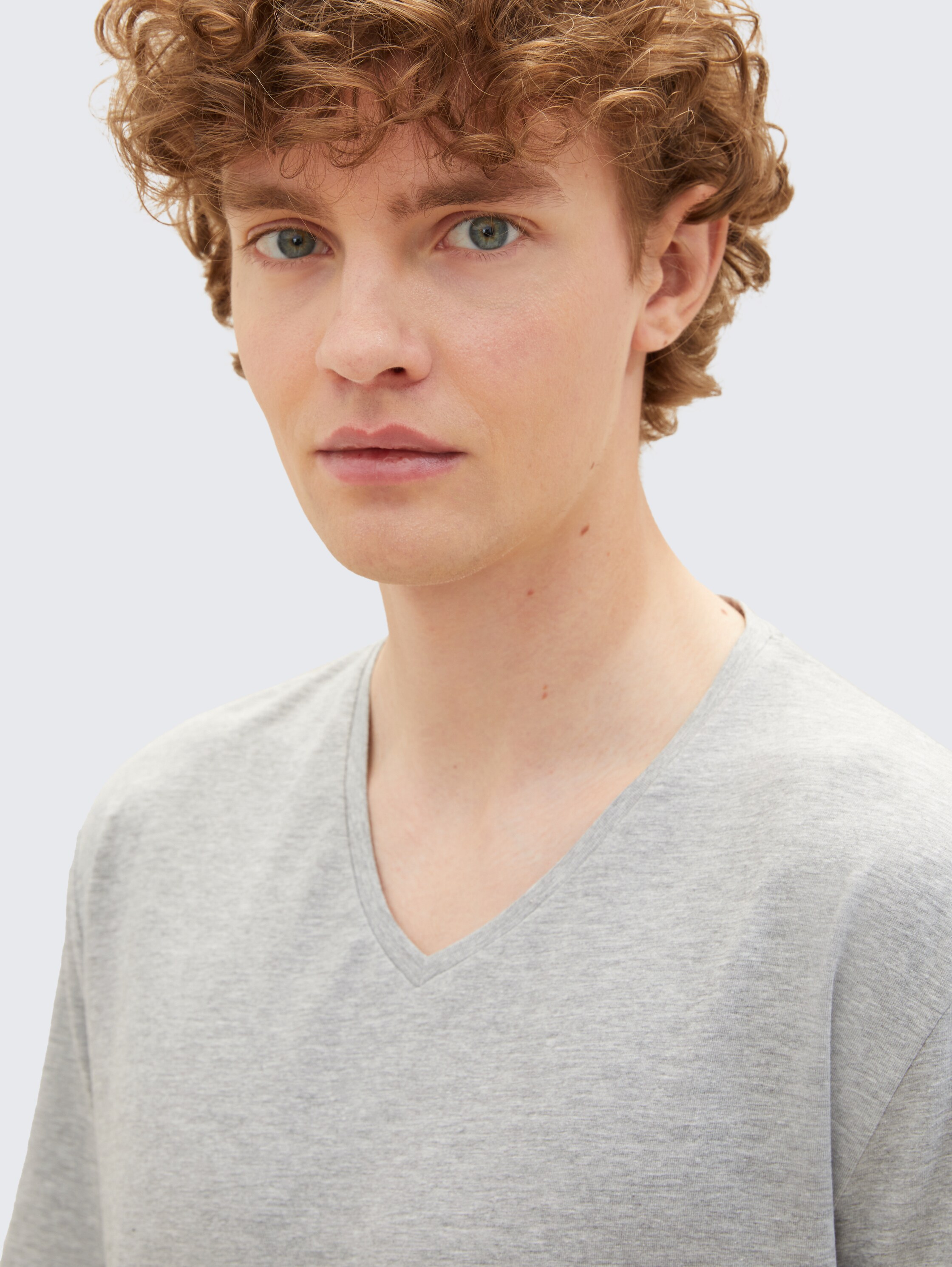 Basic T-shirt in a double pack with V-neck - middle_grey_melange - 