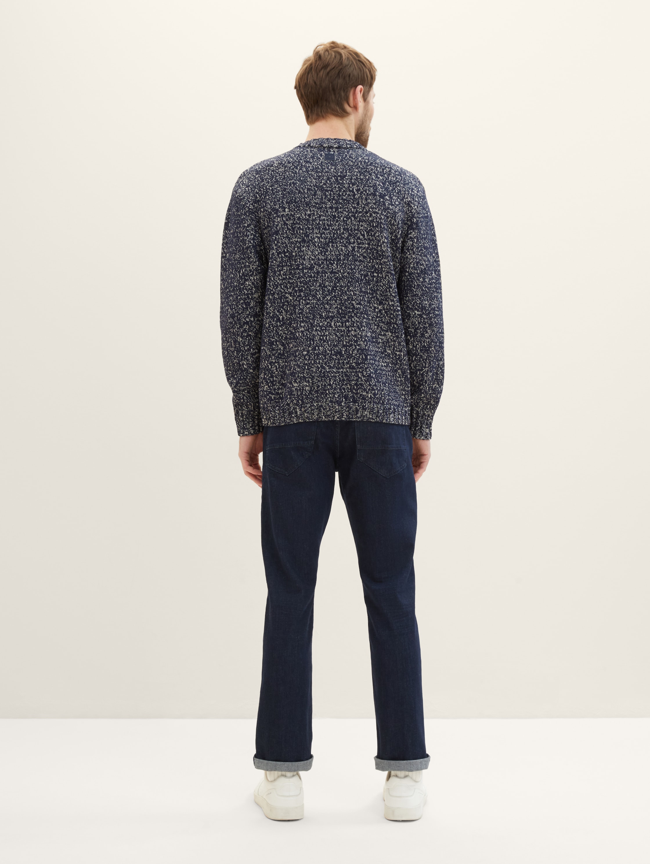 TTMARVIN Straight Jeans - Blue Rinse Denim - Auschnitt Model-Rückansicht