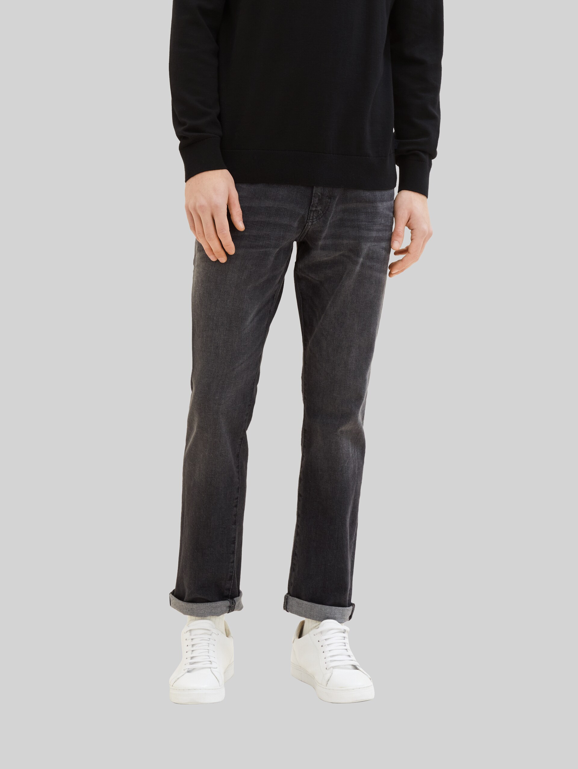 TTMARVIN Straight Jeans - black stone wash denim - Ausschnitt Model-Vorderansicht