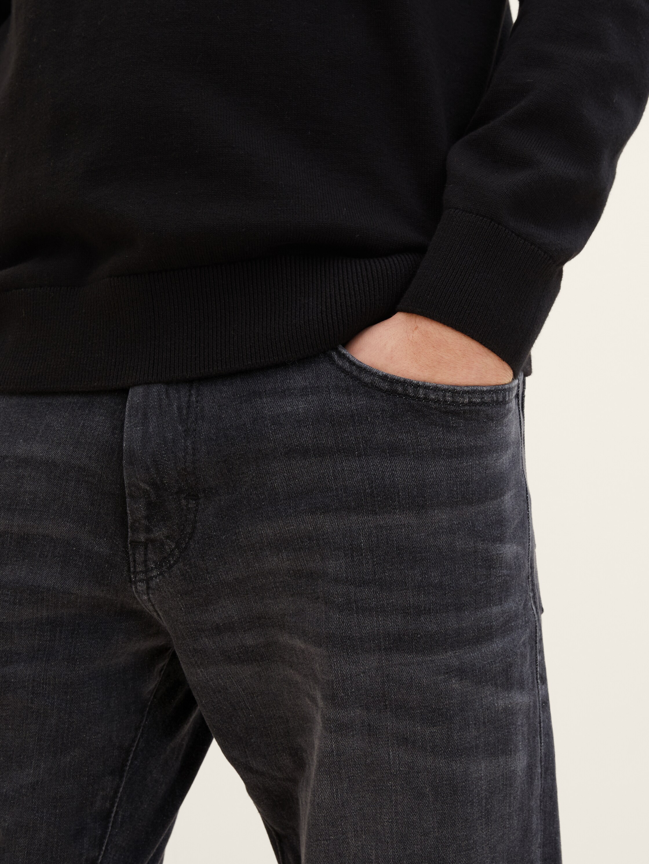 Marvin Straight Jeans - 5