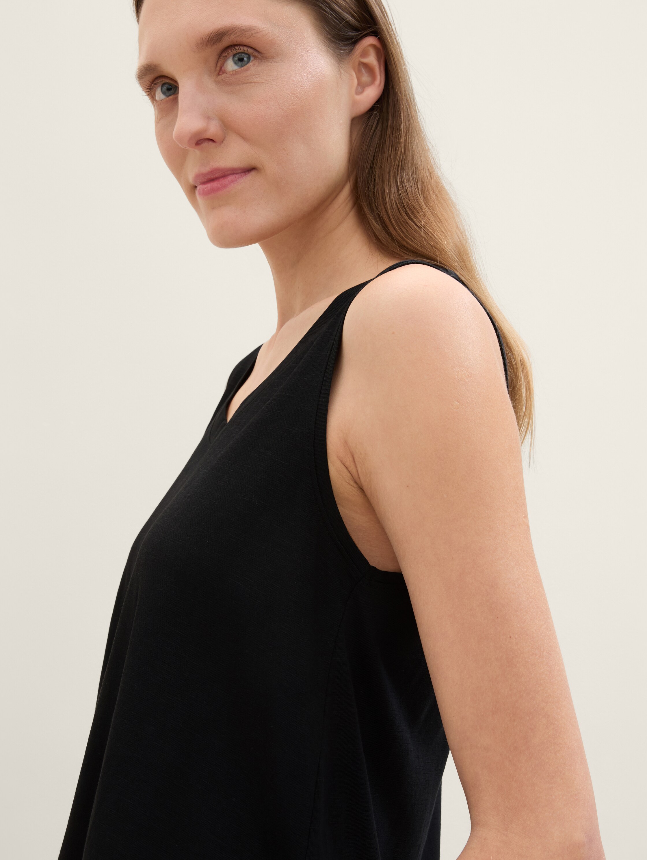 Top mit Rundhalsausschnitt - deep_black_1 - 