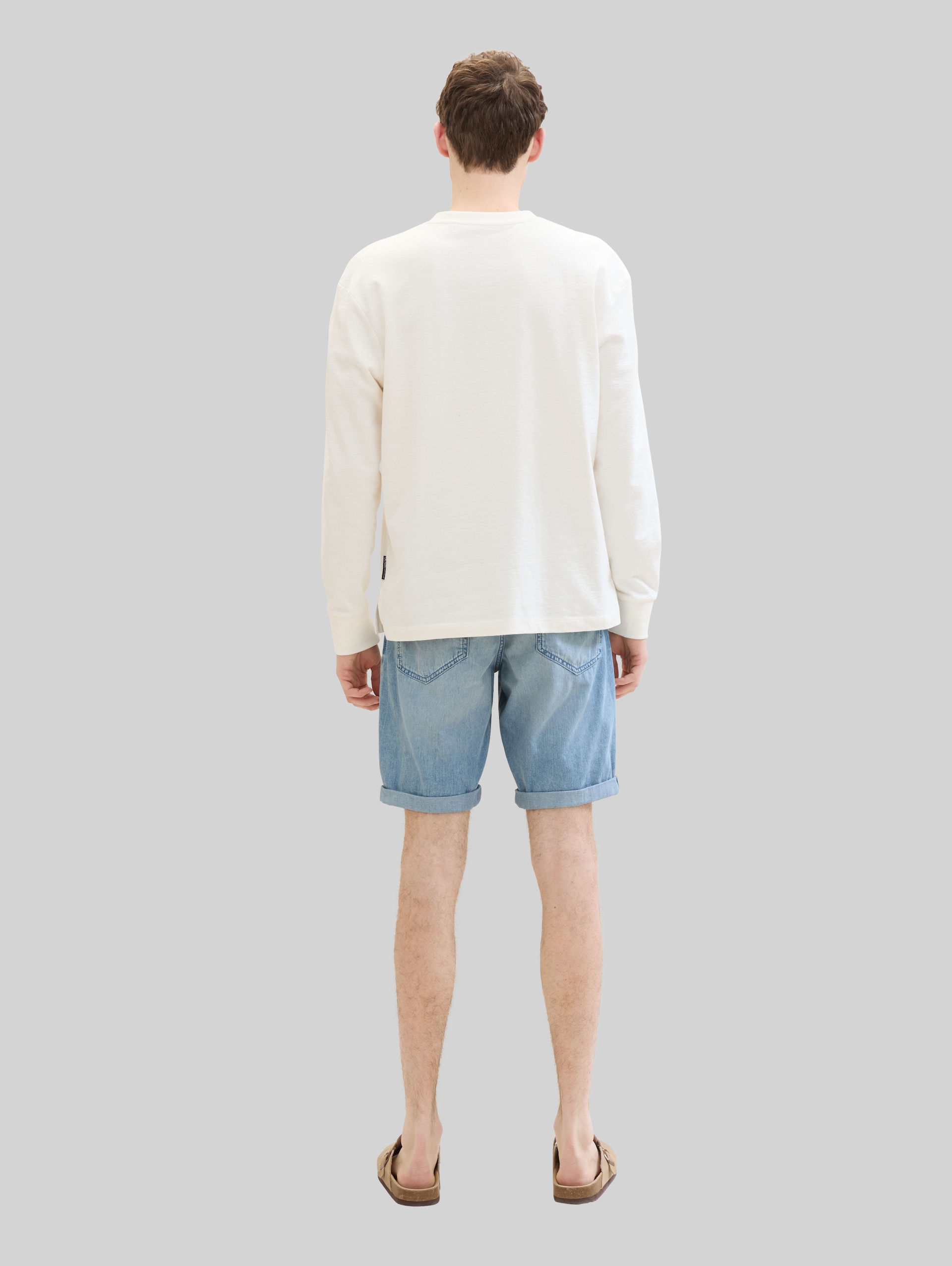 Ultra light Josh denim shorts - Used Light Stone Blue Denim - Neckline model-back view