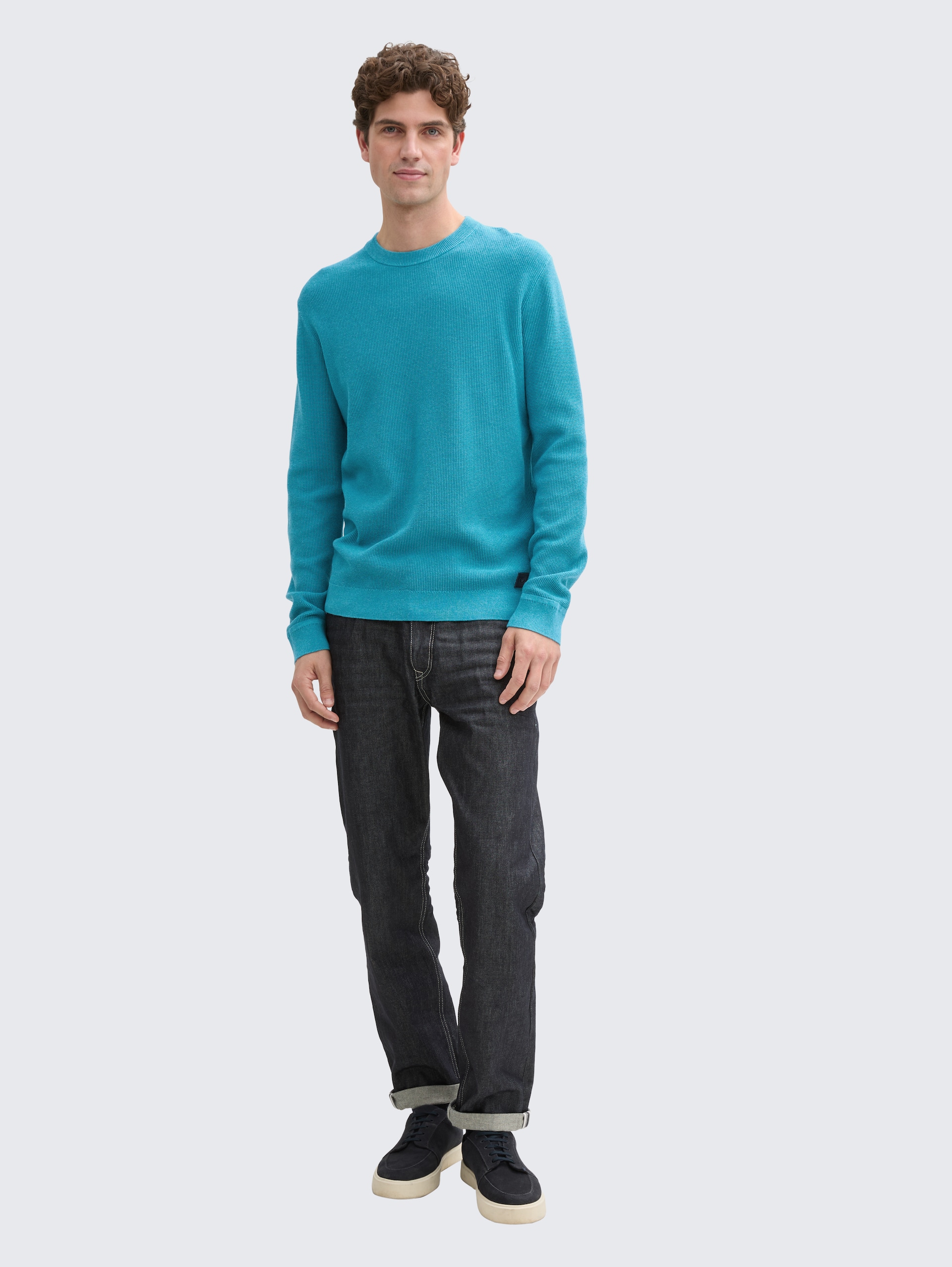 Strickpullover aus Baumwolle - turquoise blue melange - Model-Vorderansicht