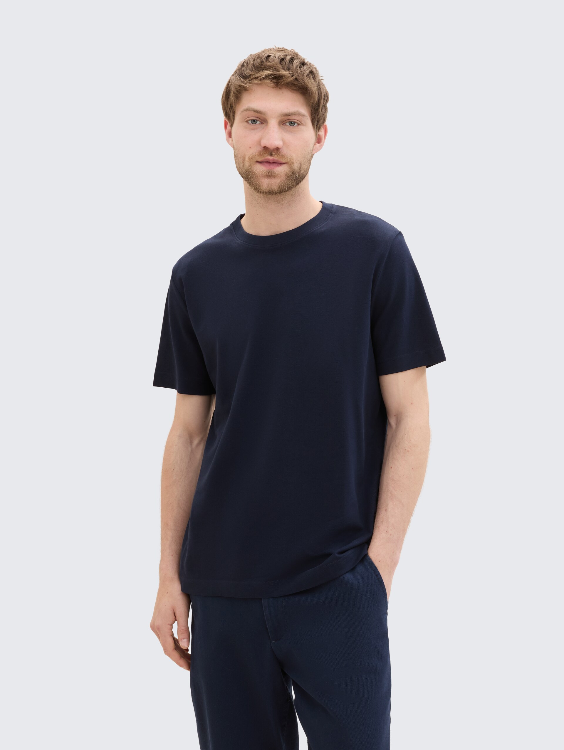 Piqué T-Shirt mit Stretch - sky captain blue - Ausschnitt Model-Vorderansicht