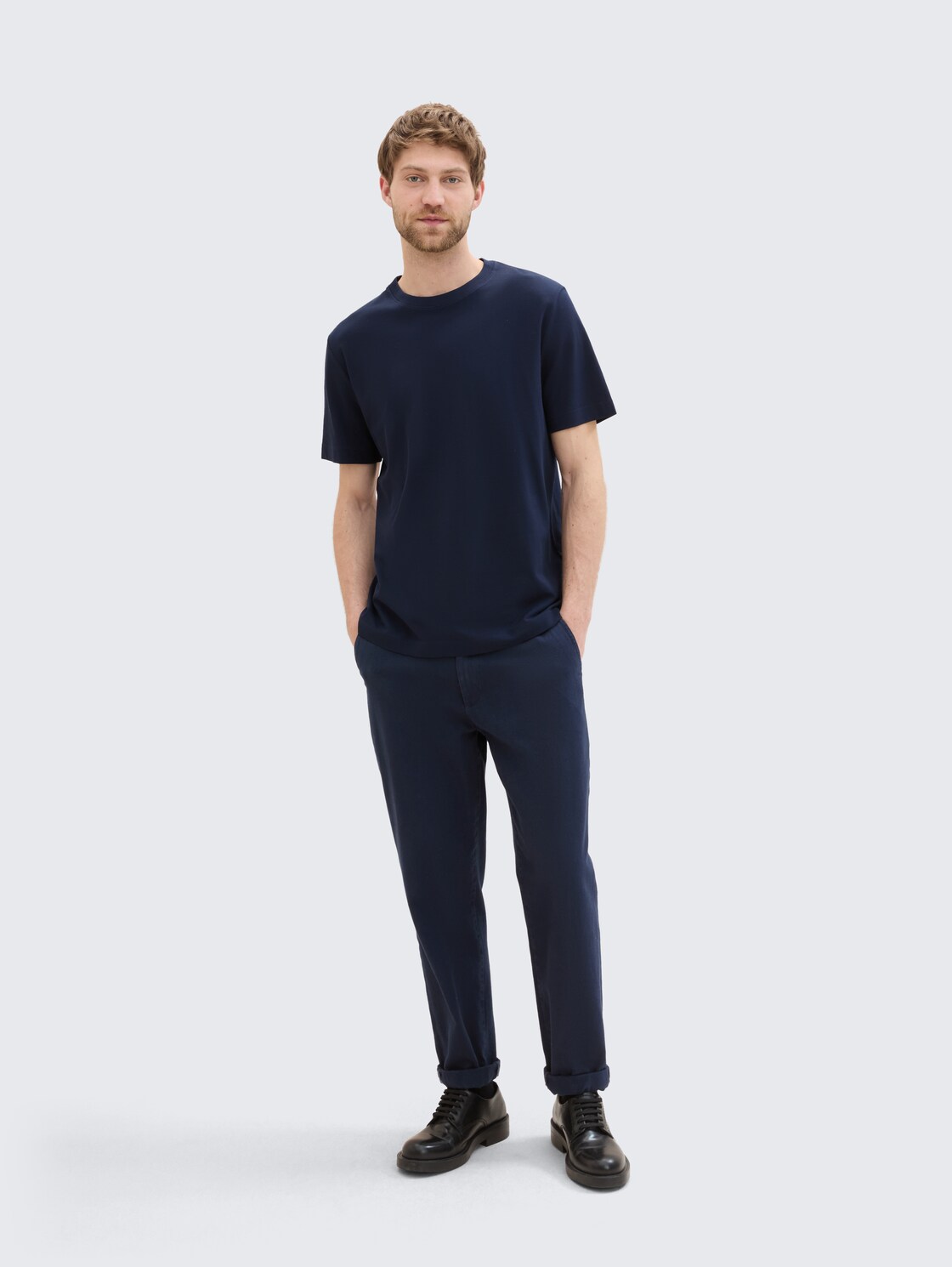 Piqué T-Shirt mit Stretch - sky captain blue - Model-Vorderansicht