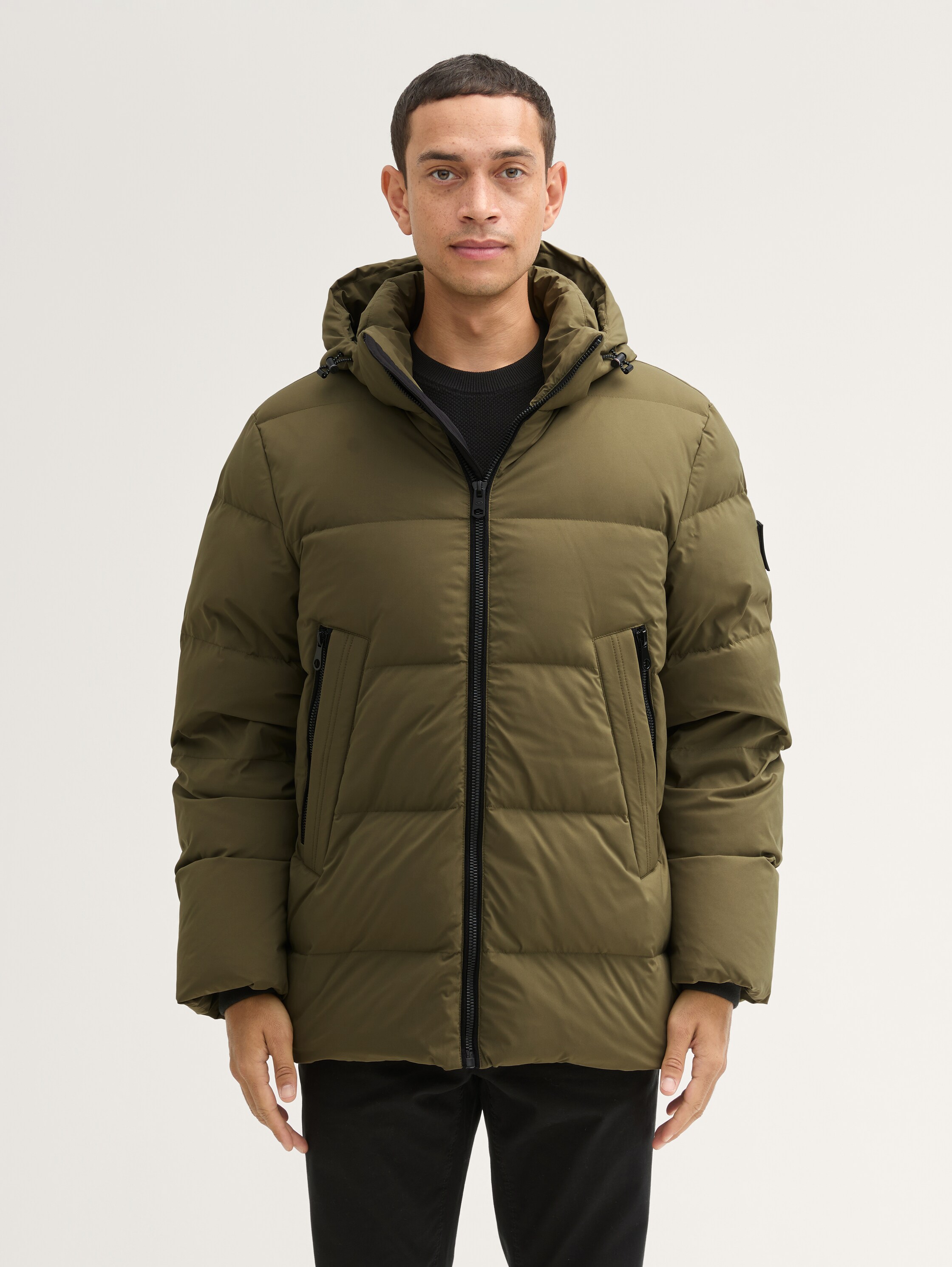 Daunenjacke mit abnehmbarer Kapuze - 2