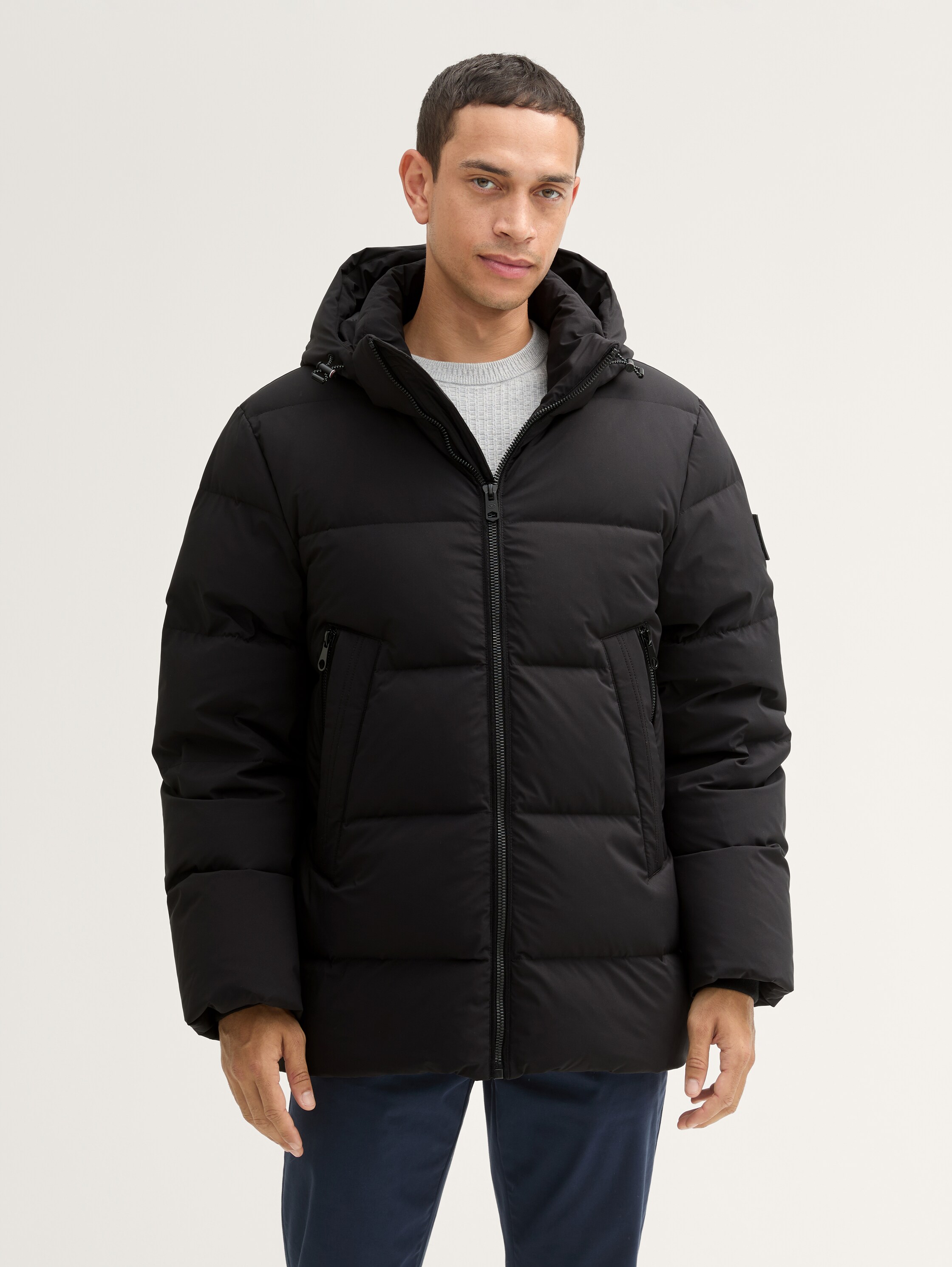 Daunenjacke mit abnehmbarer Kapuze - 2