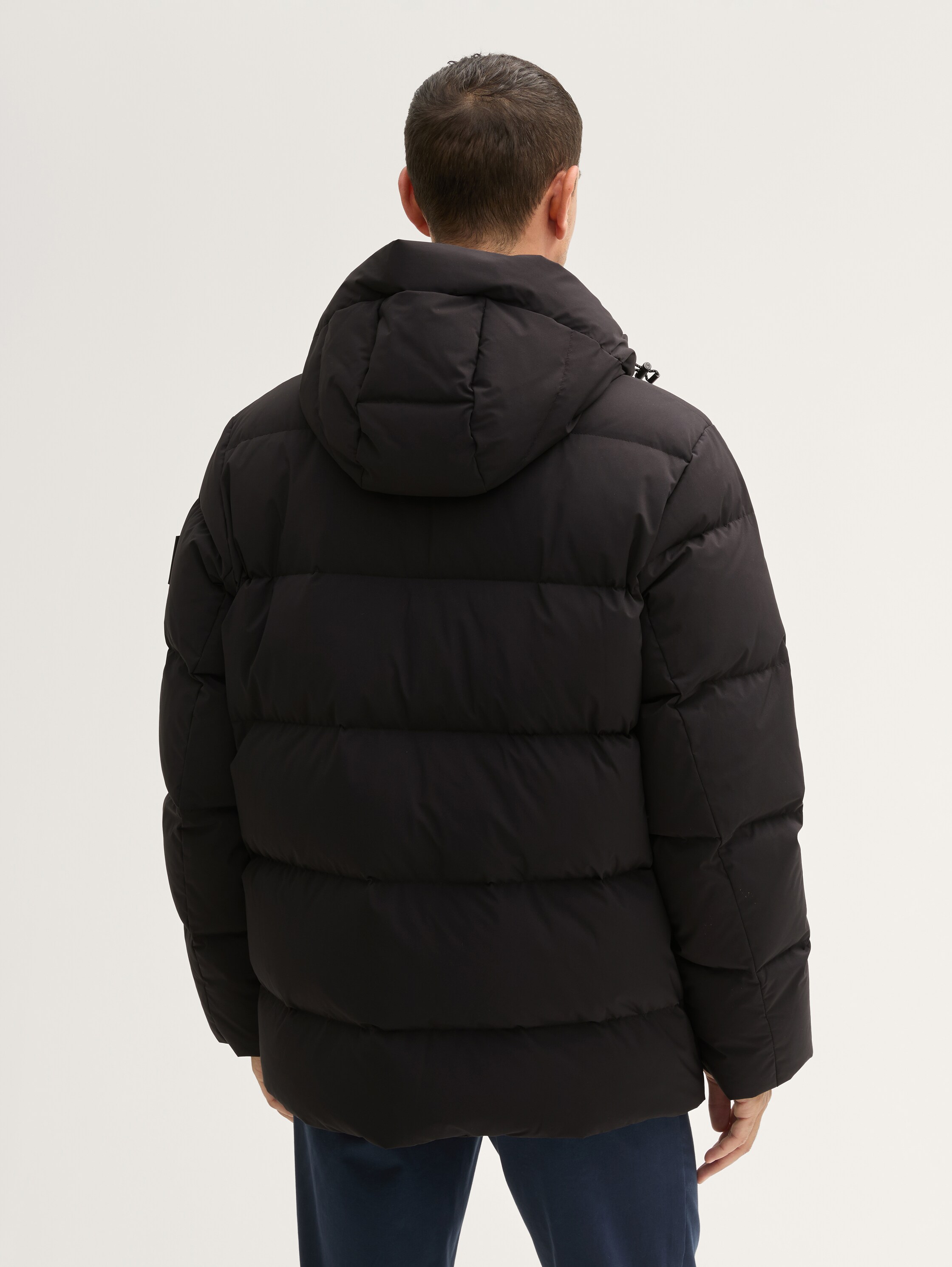 Daunenjacke mit abnehmbarer Kapuze - 3