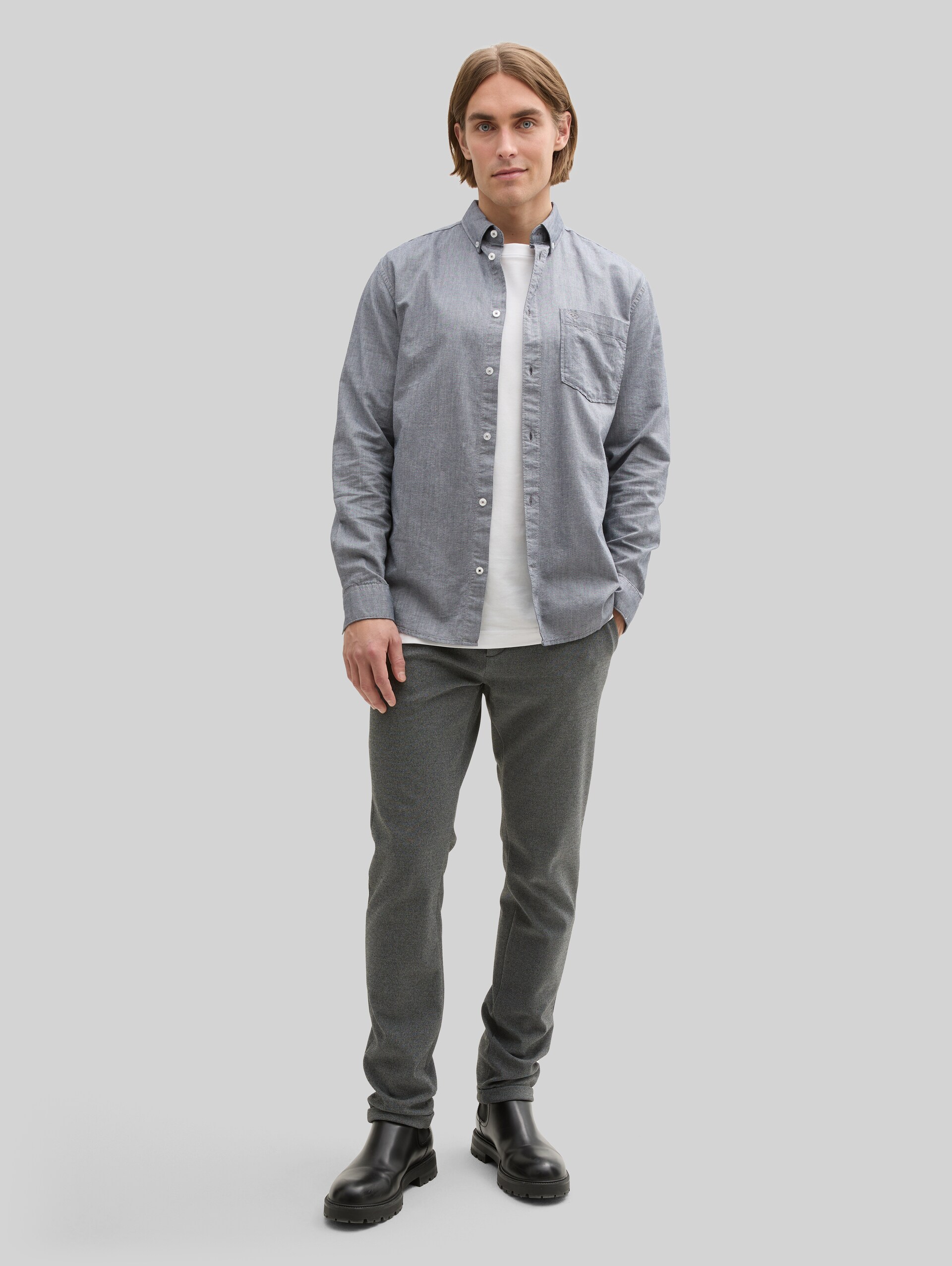 Regular Fit Hemd mit Brusttasche - navy chambray - Model-Vorderansicht