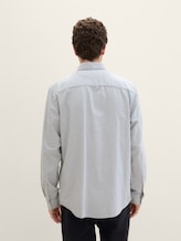 Chemise Regular Fit avec poche poitrine - white navy stripe - Découpe Vue arrière du modèle