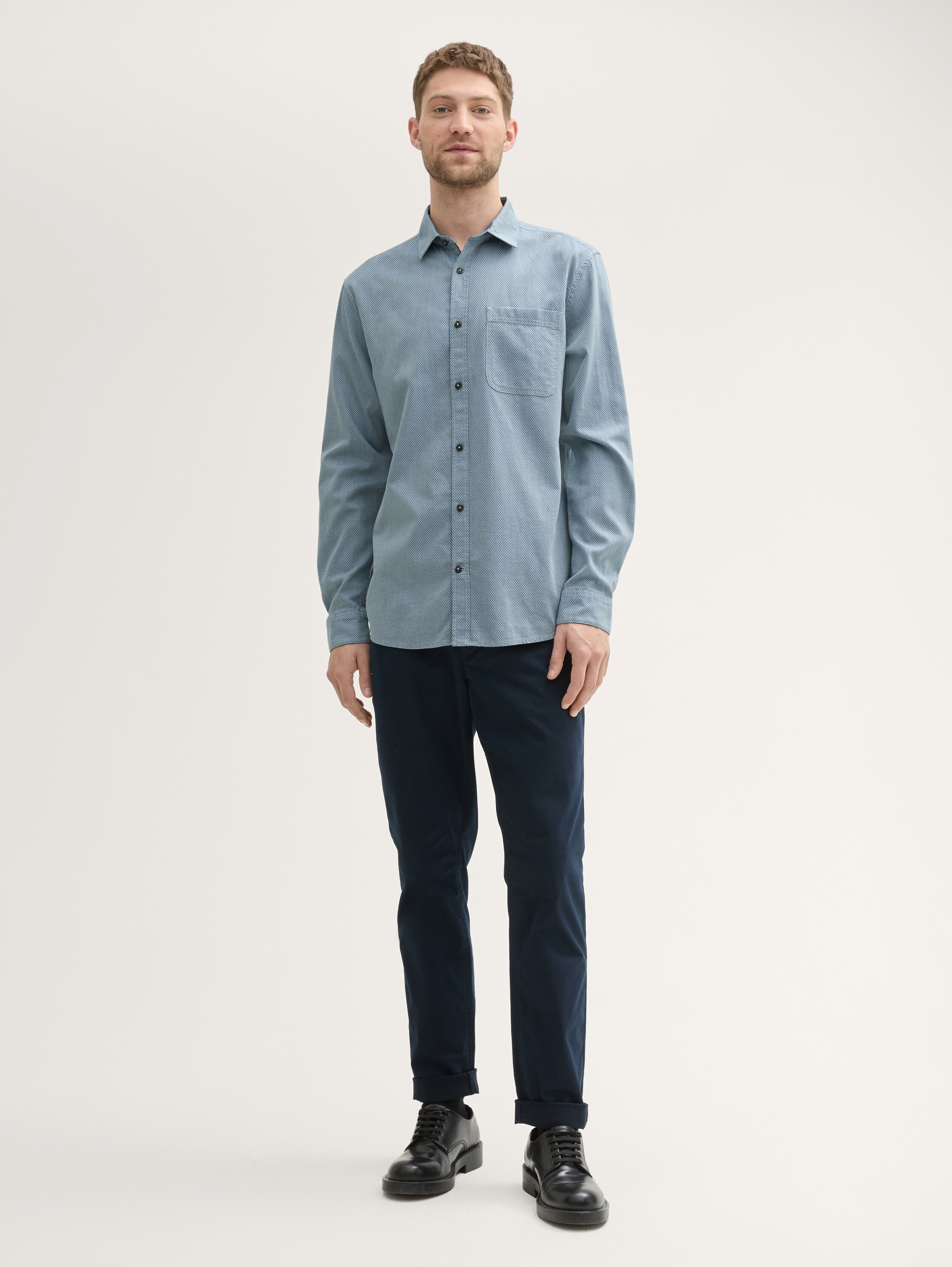 Strukturiertes Hemd mit Brusttasche - dusty_mint_small_structure - 