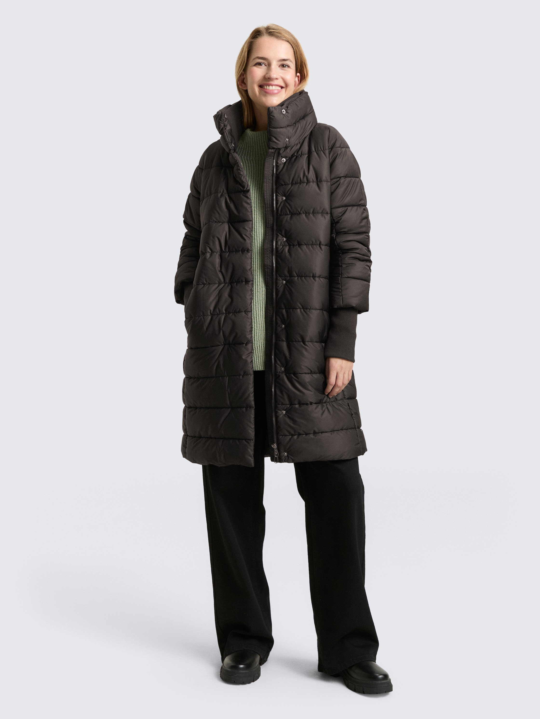 Puffermantel mit Stehkragen - deep_black_1 - 