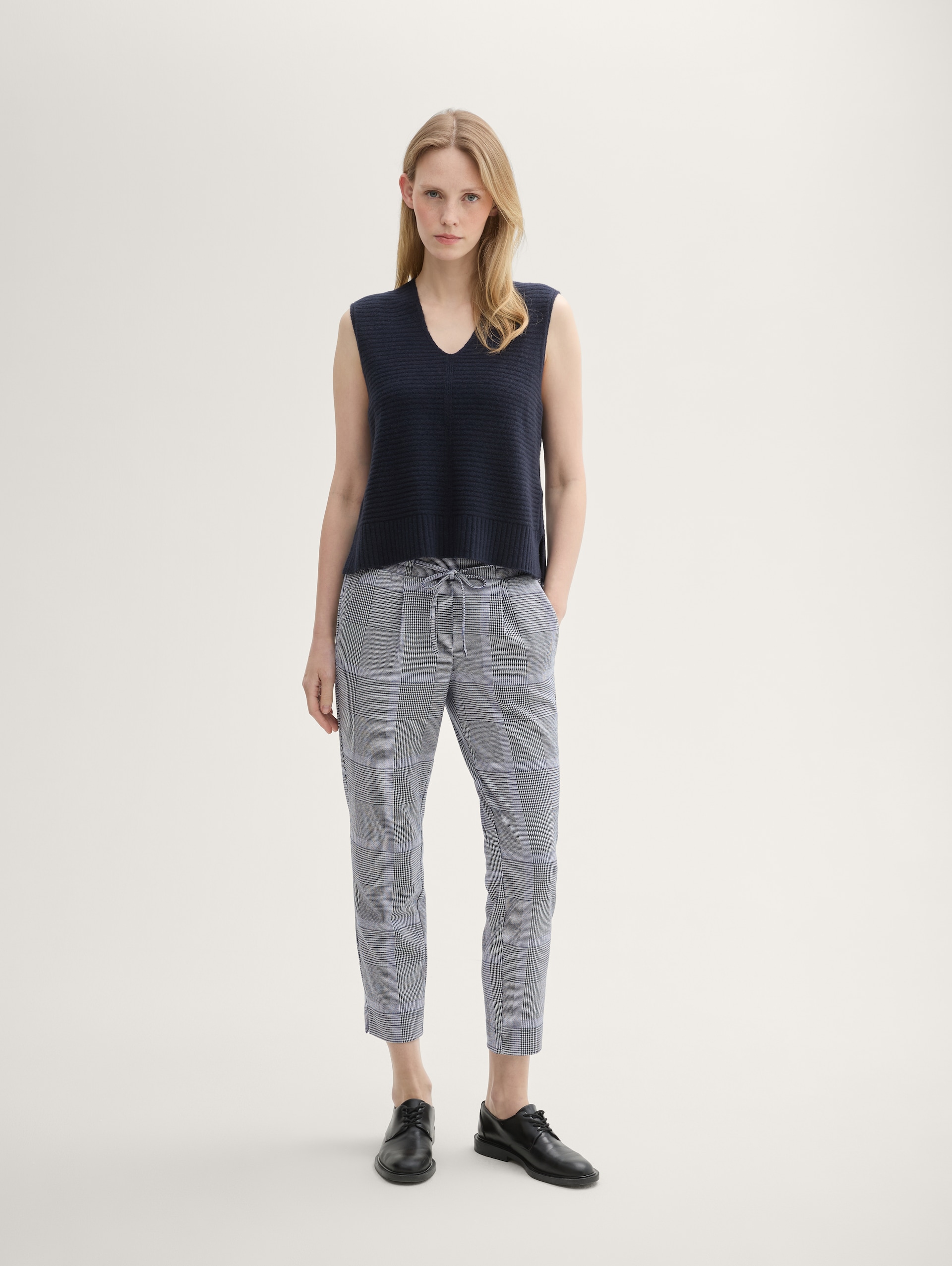 Loose Fit Hose im Karomuster - navy blue check