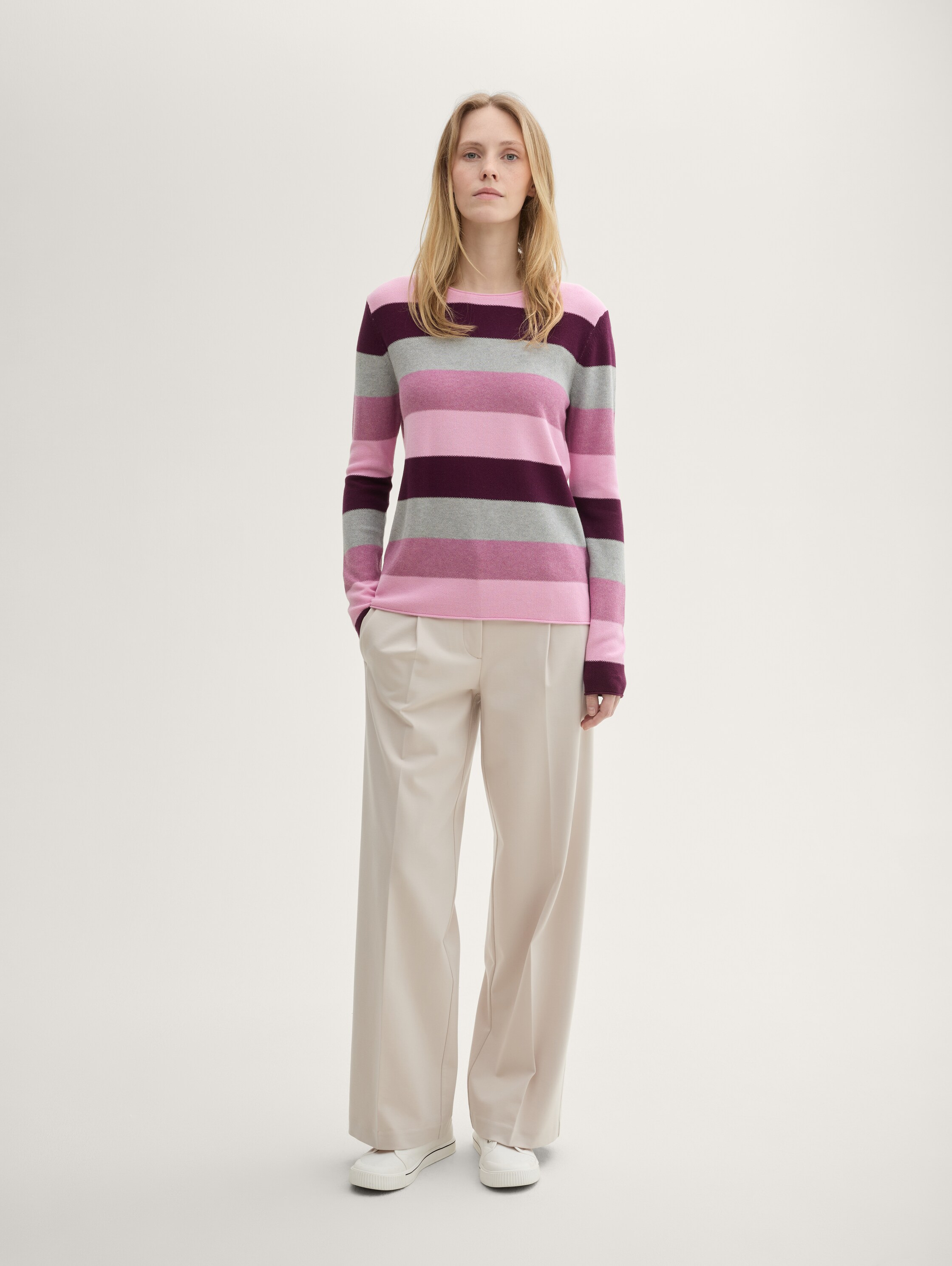 Strickpullover mit Rundhalsausschnitt - 1