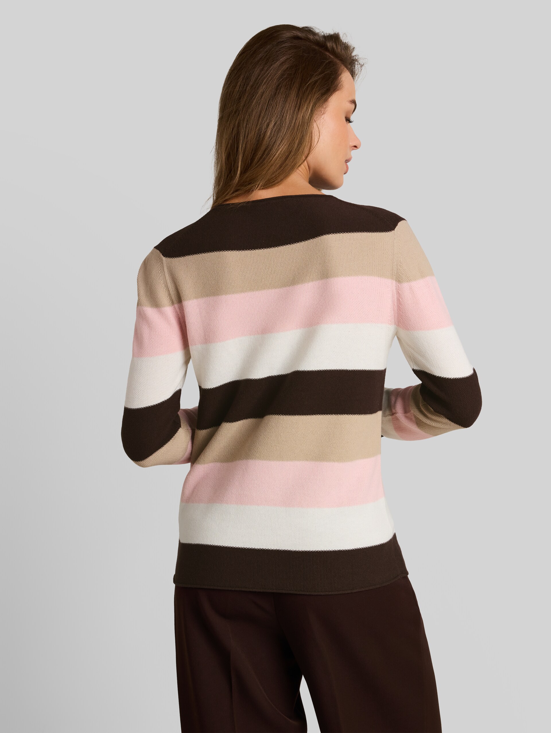 Gebreide trui met ronde hals - brown beige pink stripe