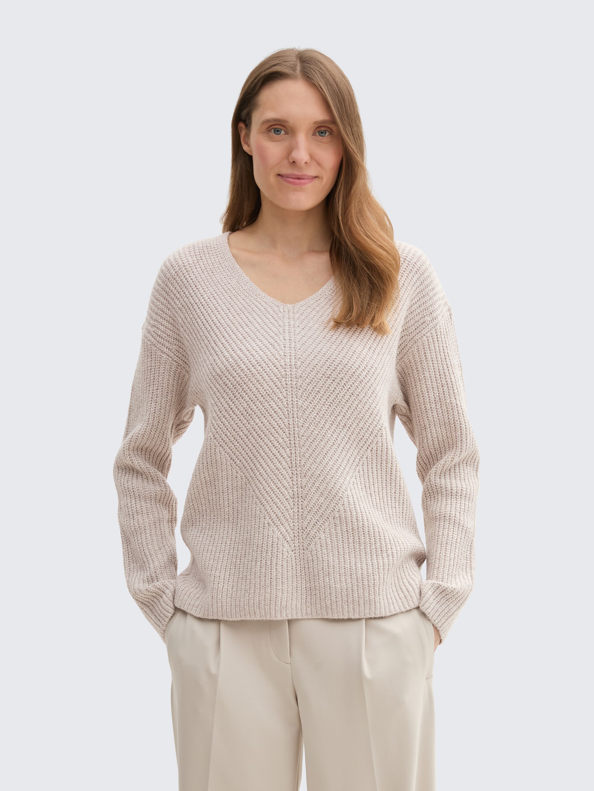 Strickpullover mit V-Ausschnitt - dusty beige melange