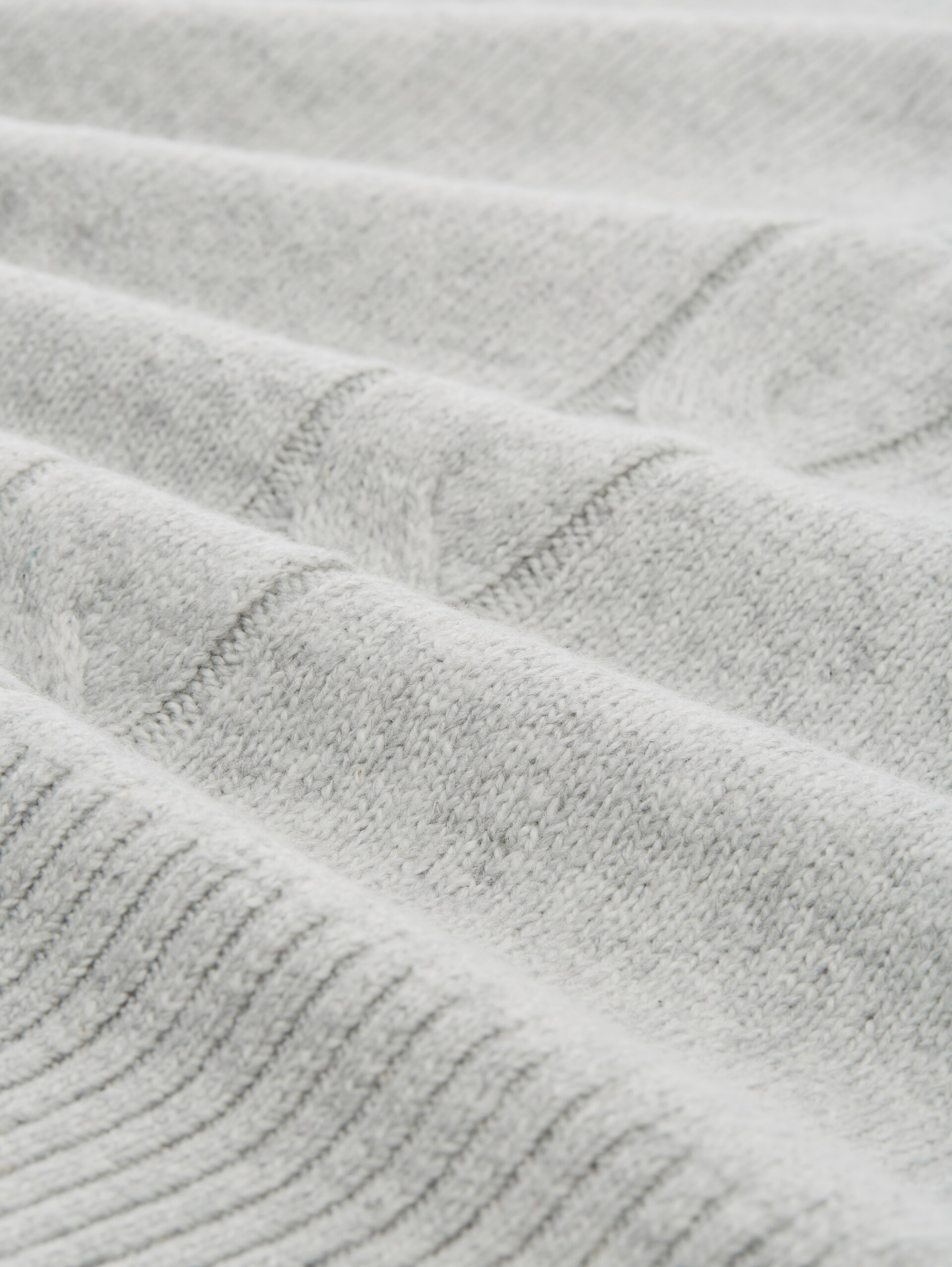Strickpullover mit Zopfmuster - morning grey melange - Material-Ansicht