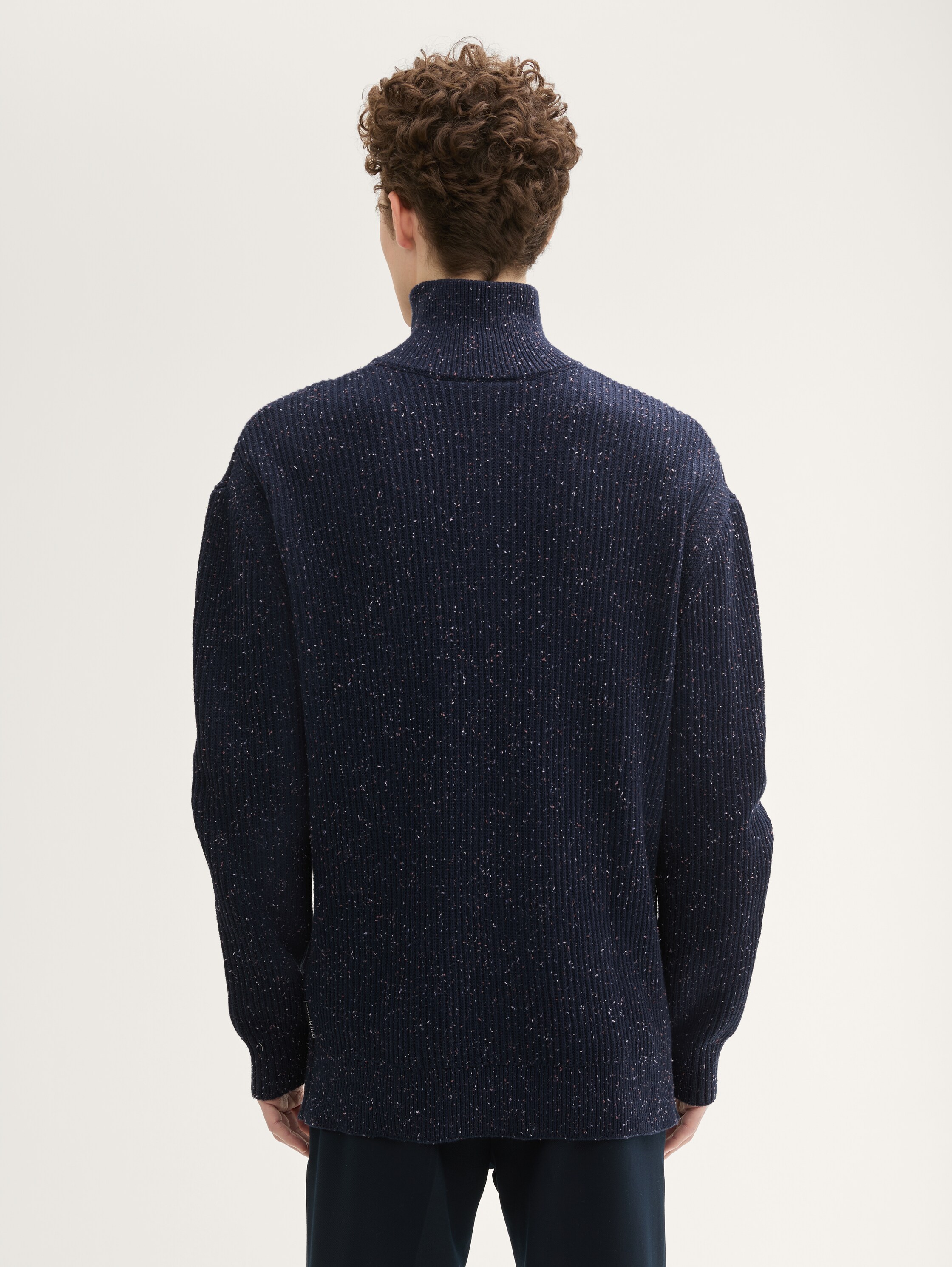 Troyer Strickpullover aus Noppengarn - 3
