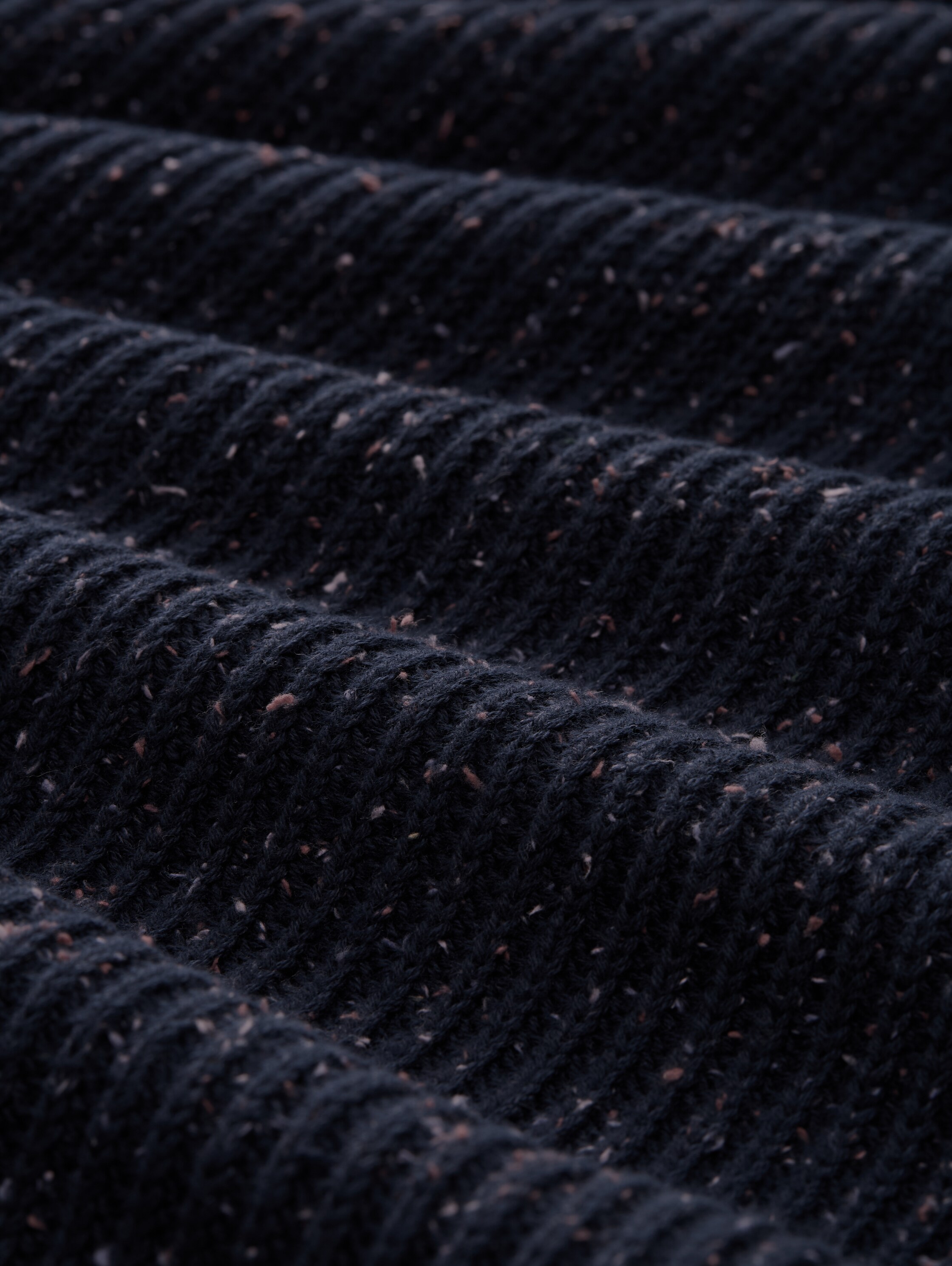 Troyer Strickpullover aus Noppengarn - 6