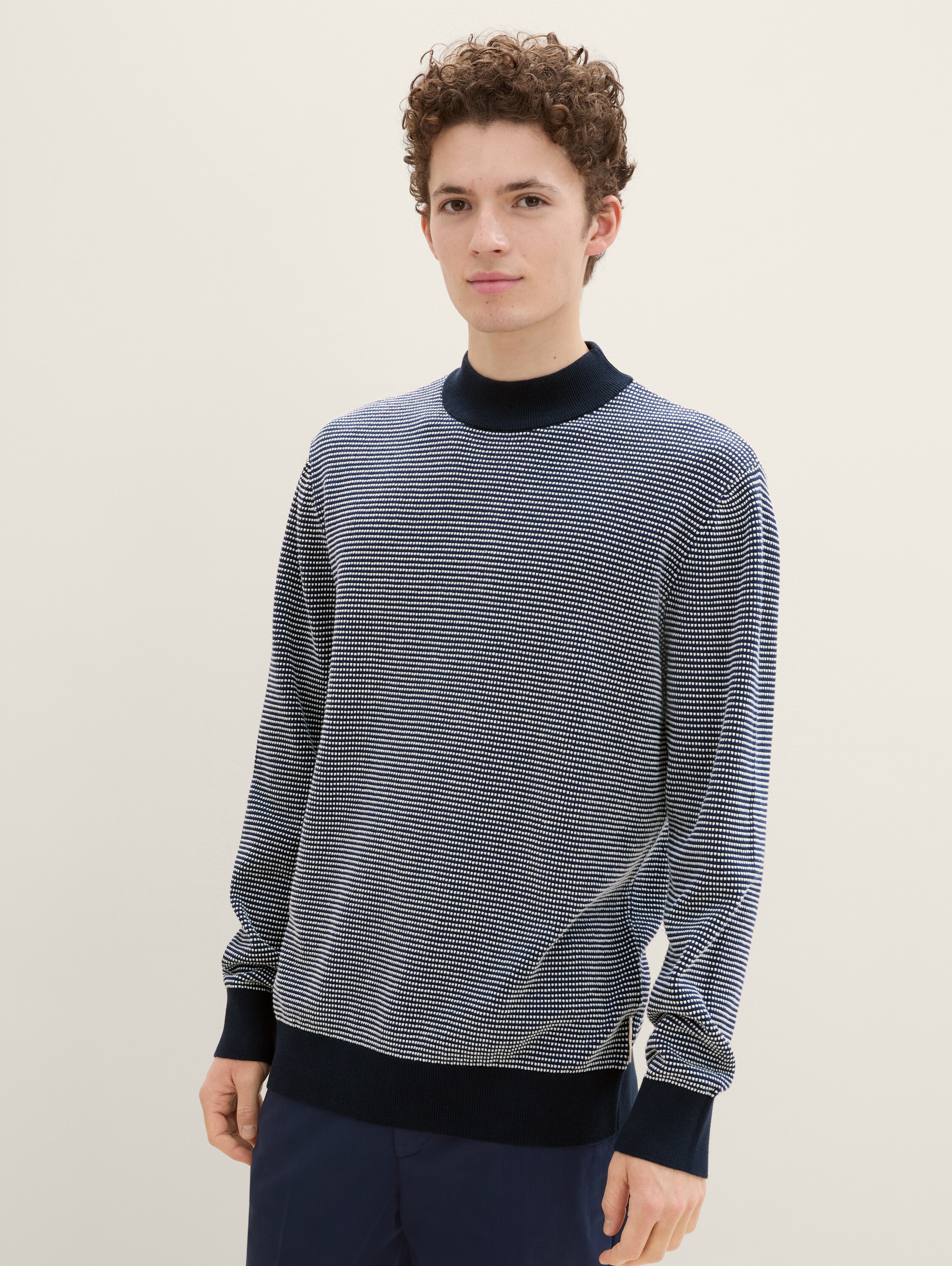 Strickpullover mit Stehkragen - 1