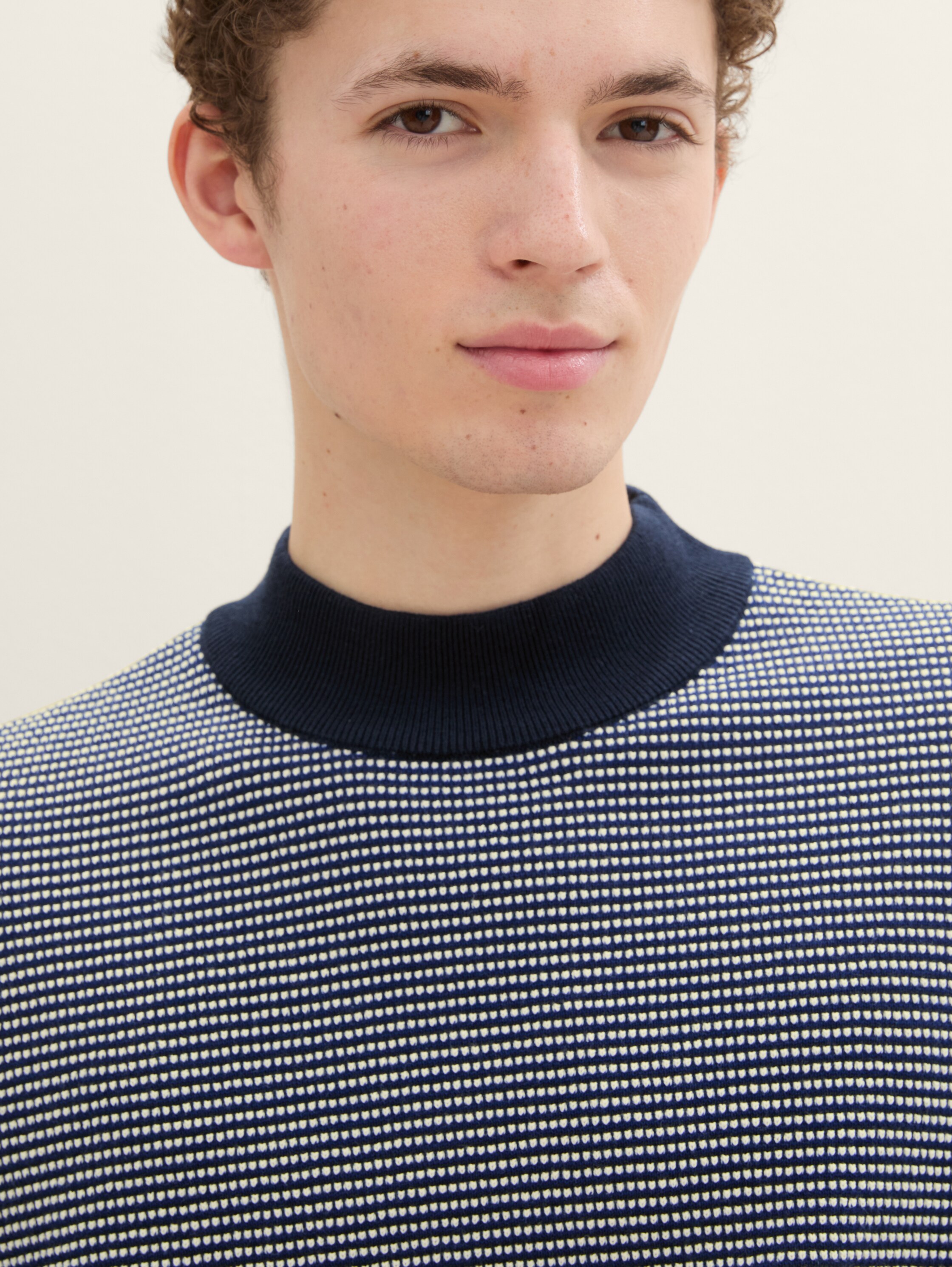 Strickpullover mit Stehkragen - 6