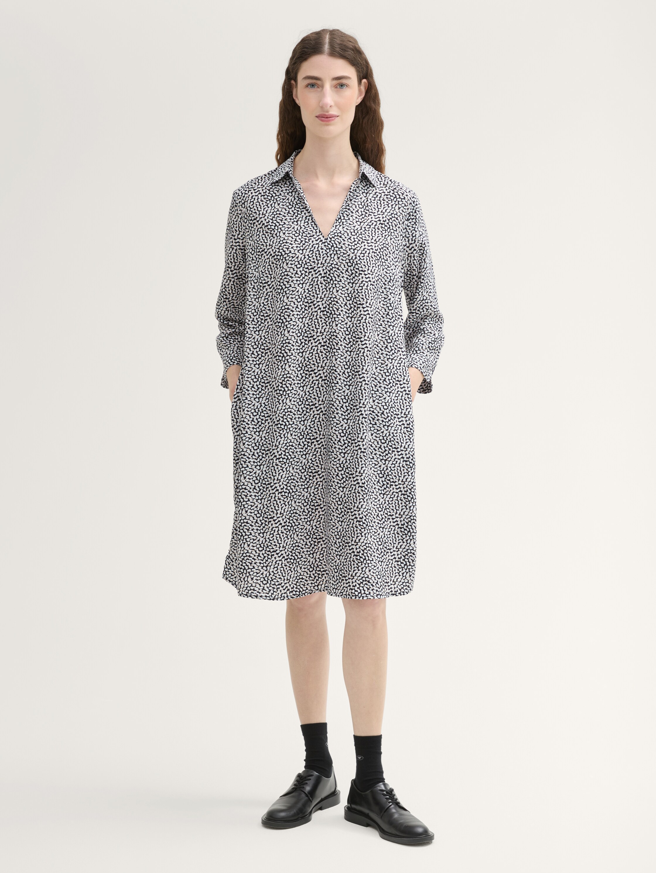 Italian Blusenkleid mit Kragen - organic_navy_dot_design - 
