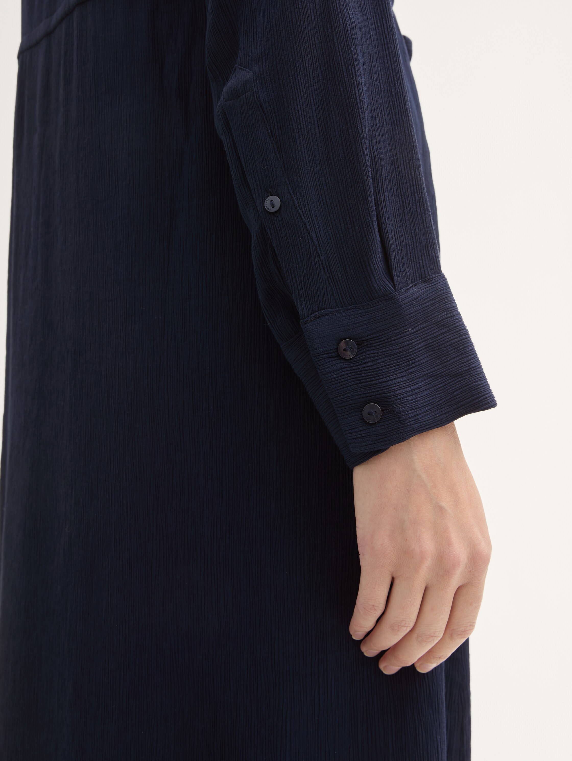 Crêpe Blusenkleid in Knitter-Optik - sky_captain_blue_1 - 