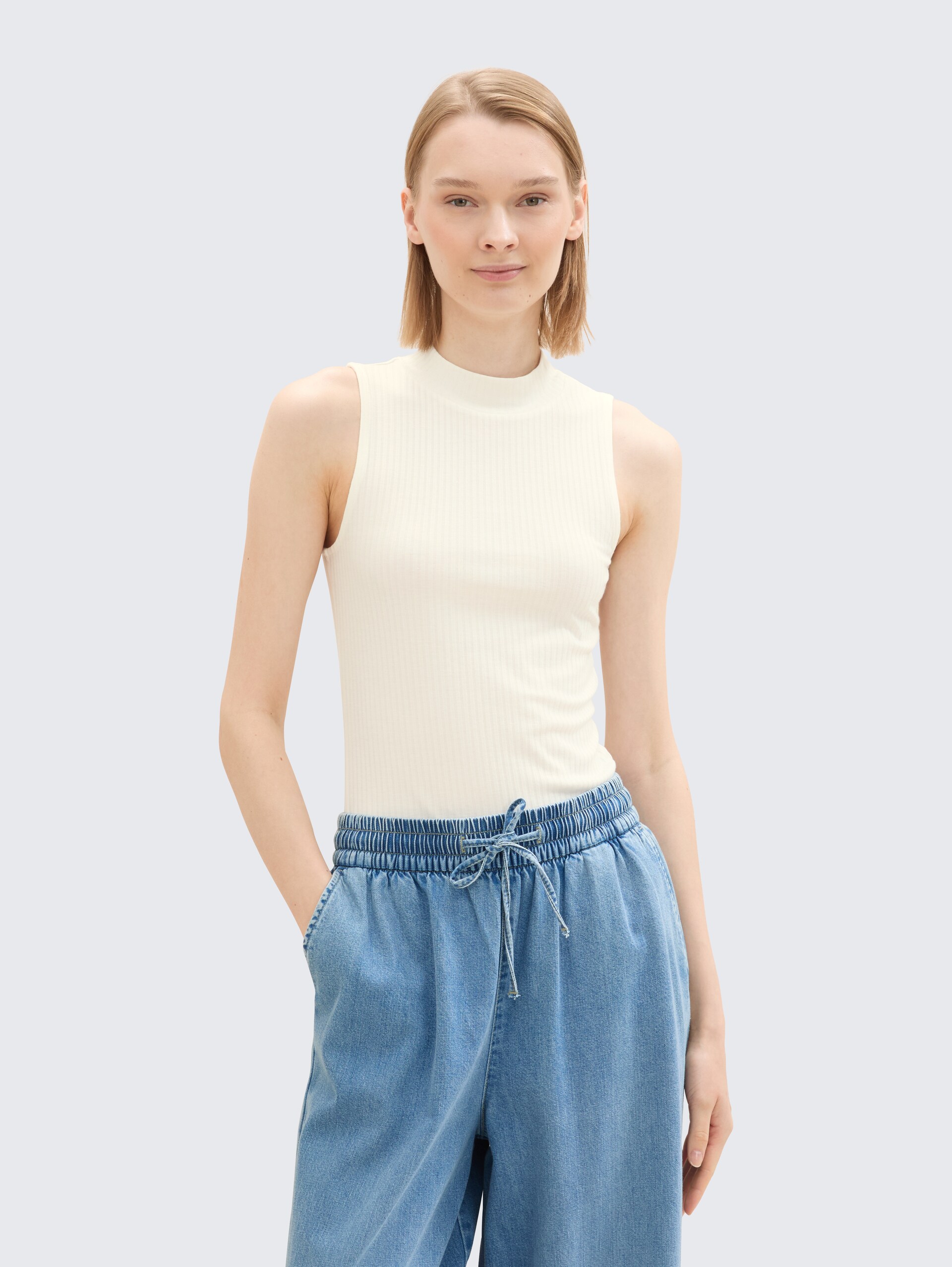 Ripp Top mit Stehkragen - off white