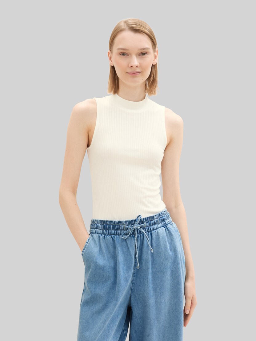 Ripp Top mit Stehkragen von Denim Female, off white