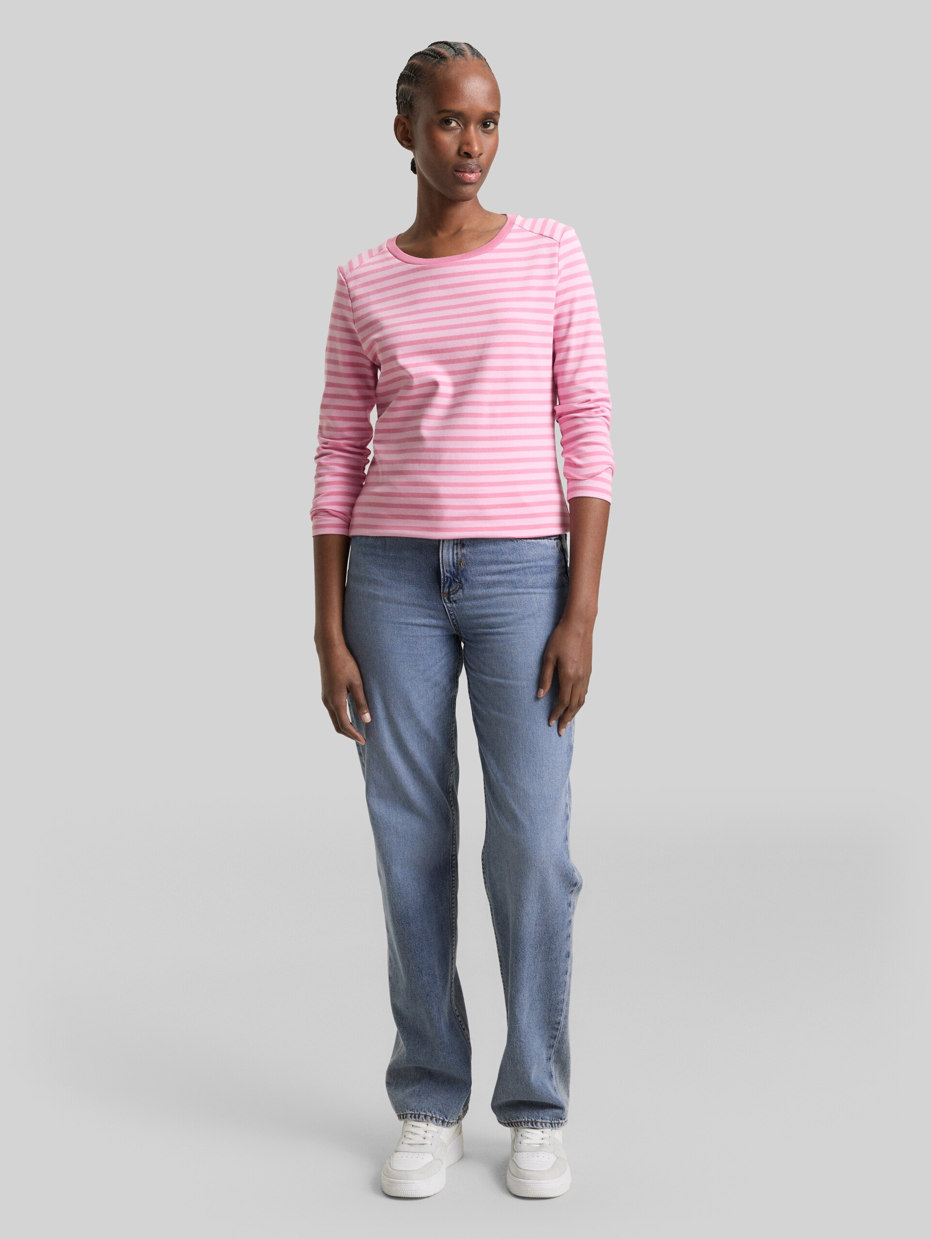 Long-sleeved shirt with striped pattern - tonal blush rose stripe - Model front view