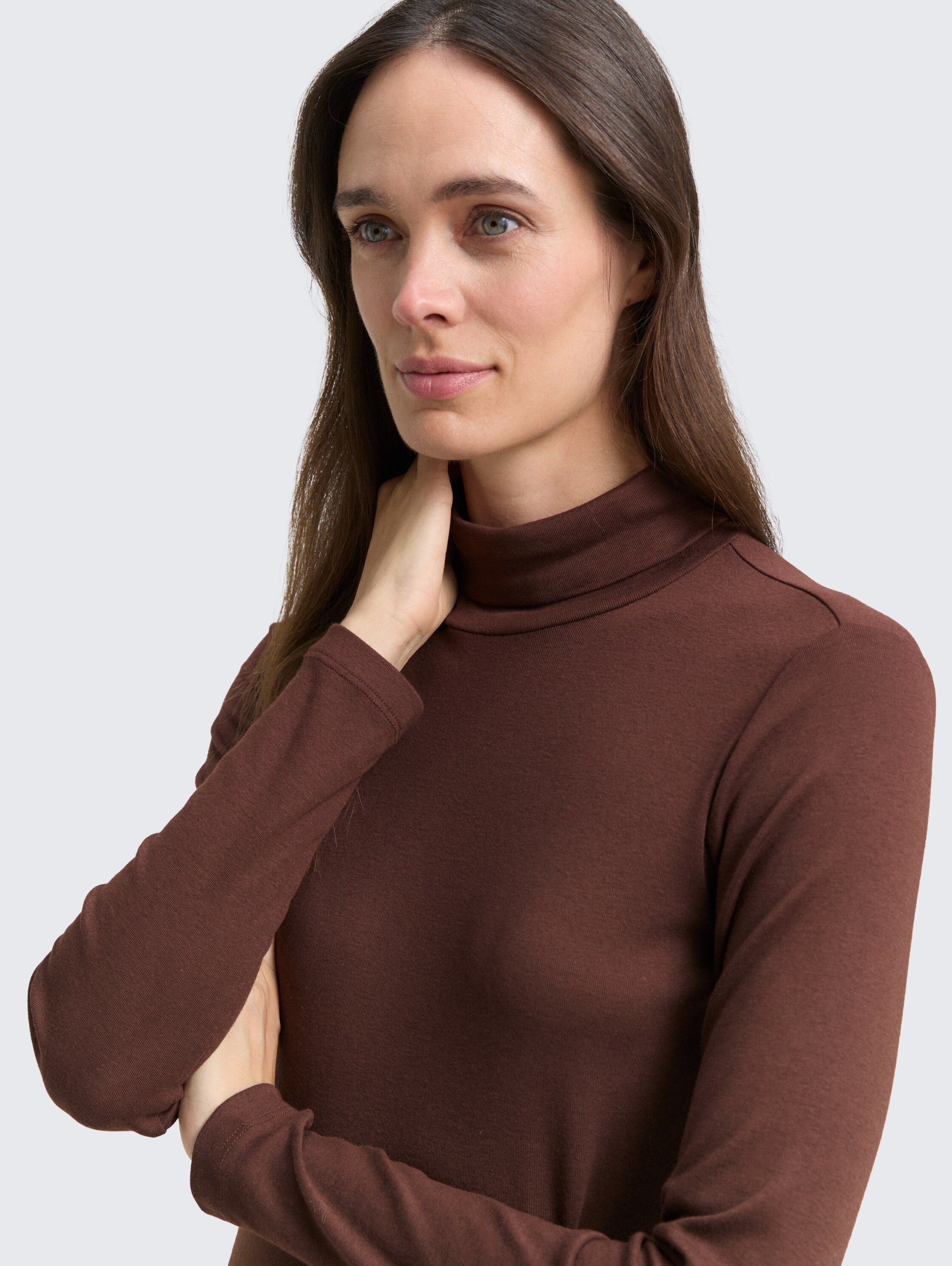 Shirt met lange mouwen en col - dark pecan brown - Detailaanzicht model