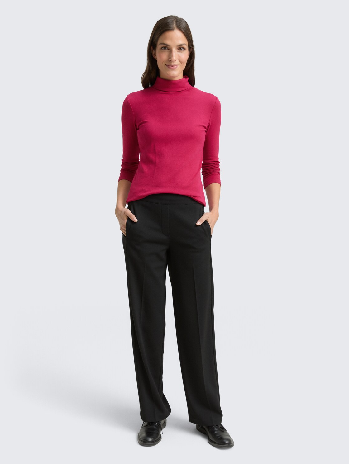 Langarmshirt mit Rollkragen - dark pink - Model-Vorderansicht