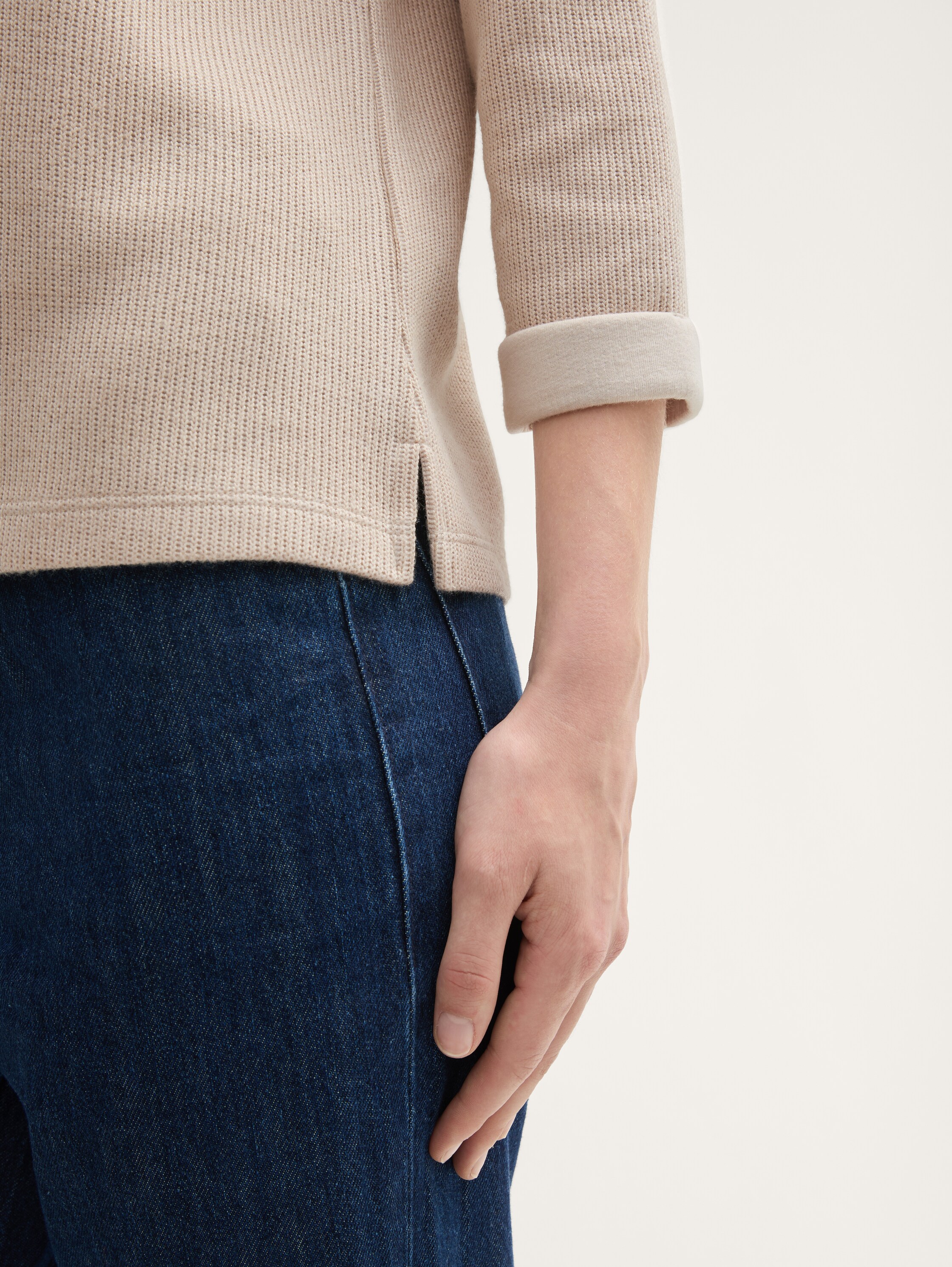 3/4 Arm Sweatshirt - 5