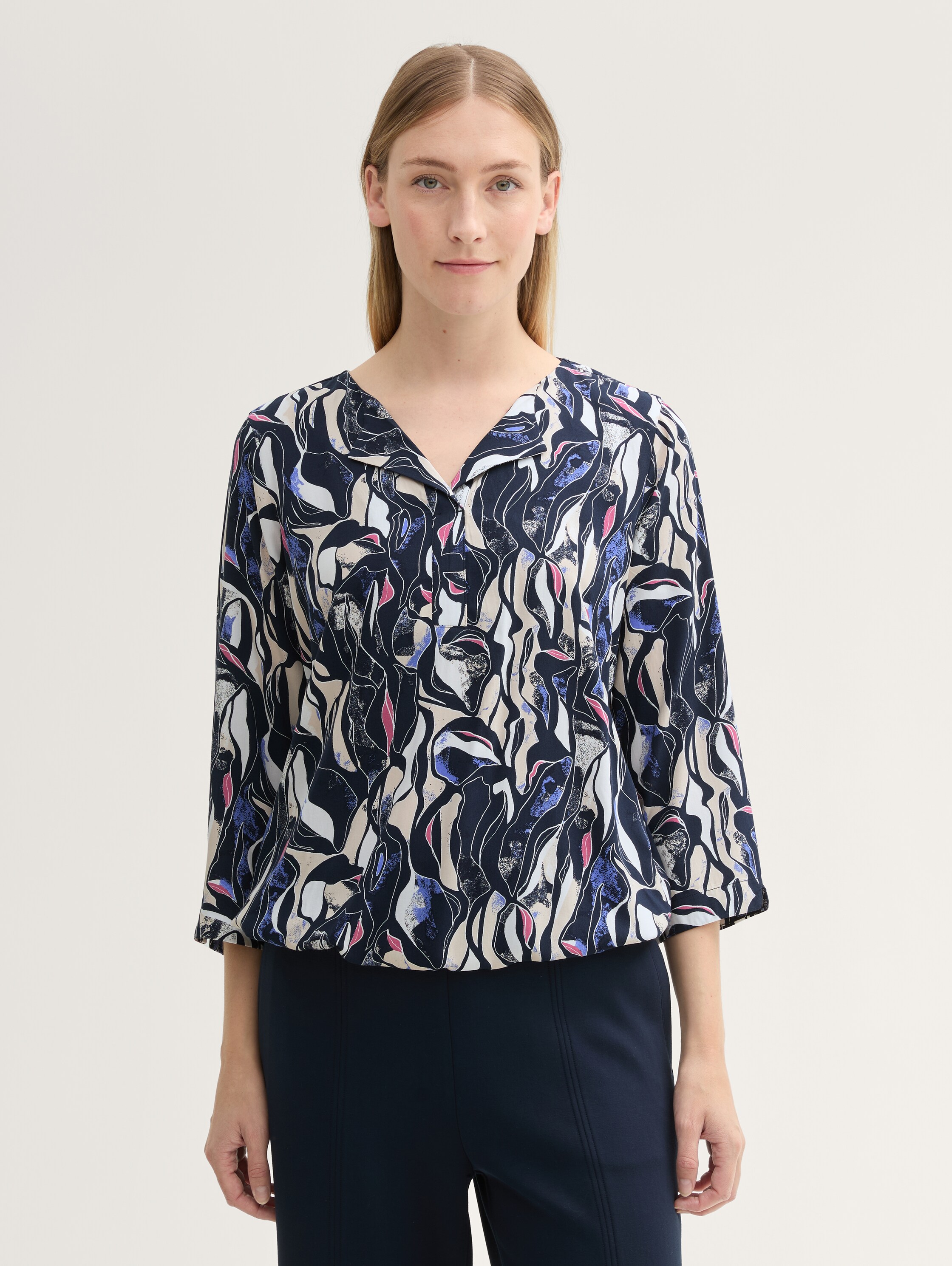 Gemusterte Bluse mit LENZING™ ECOVERO™ - organic_shapes_design - 