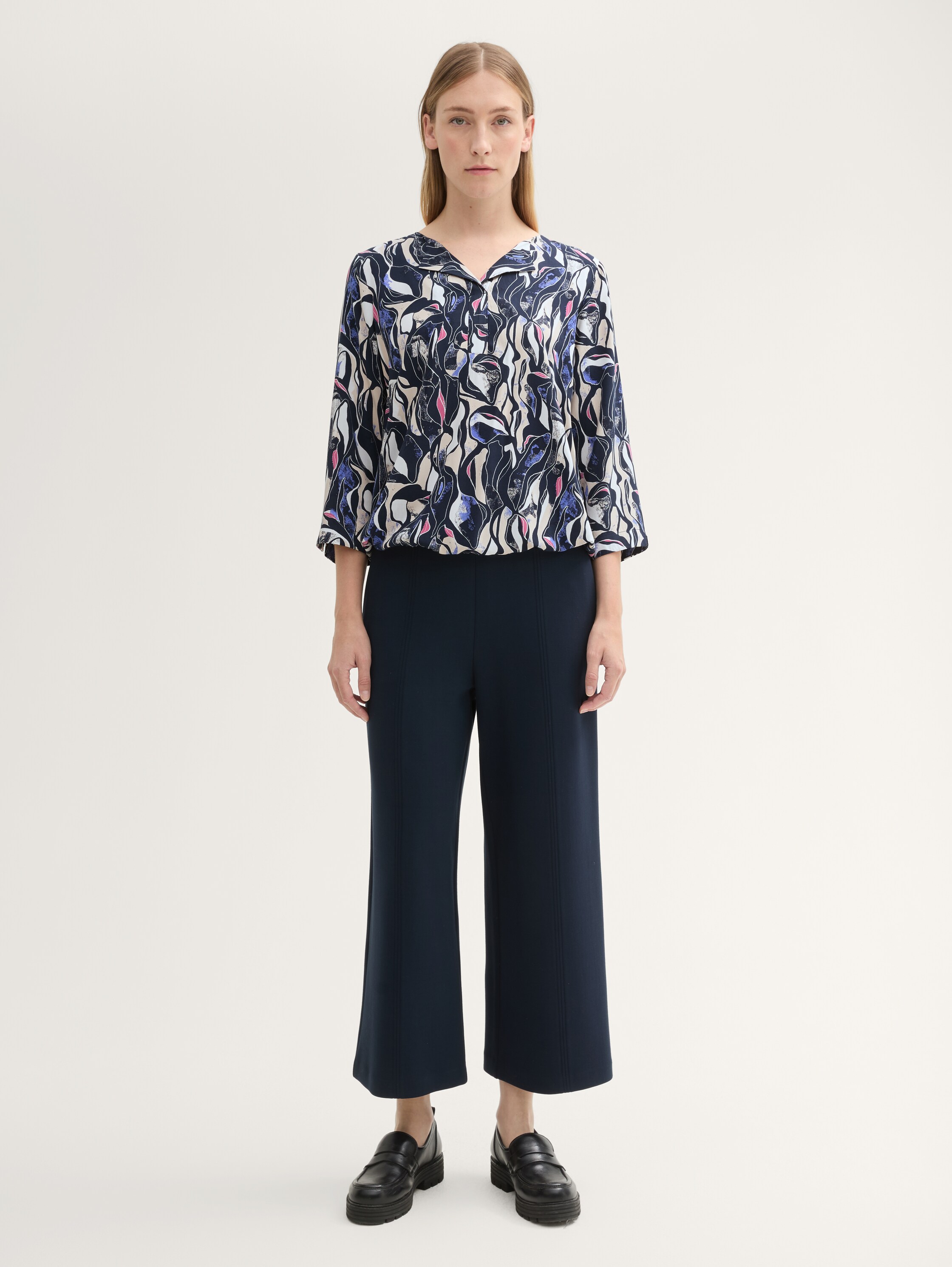 Gemusterte Bluse mit LENZING™ ECOVERO™ - organic_shapes_design - 