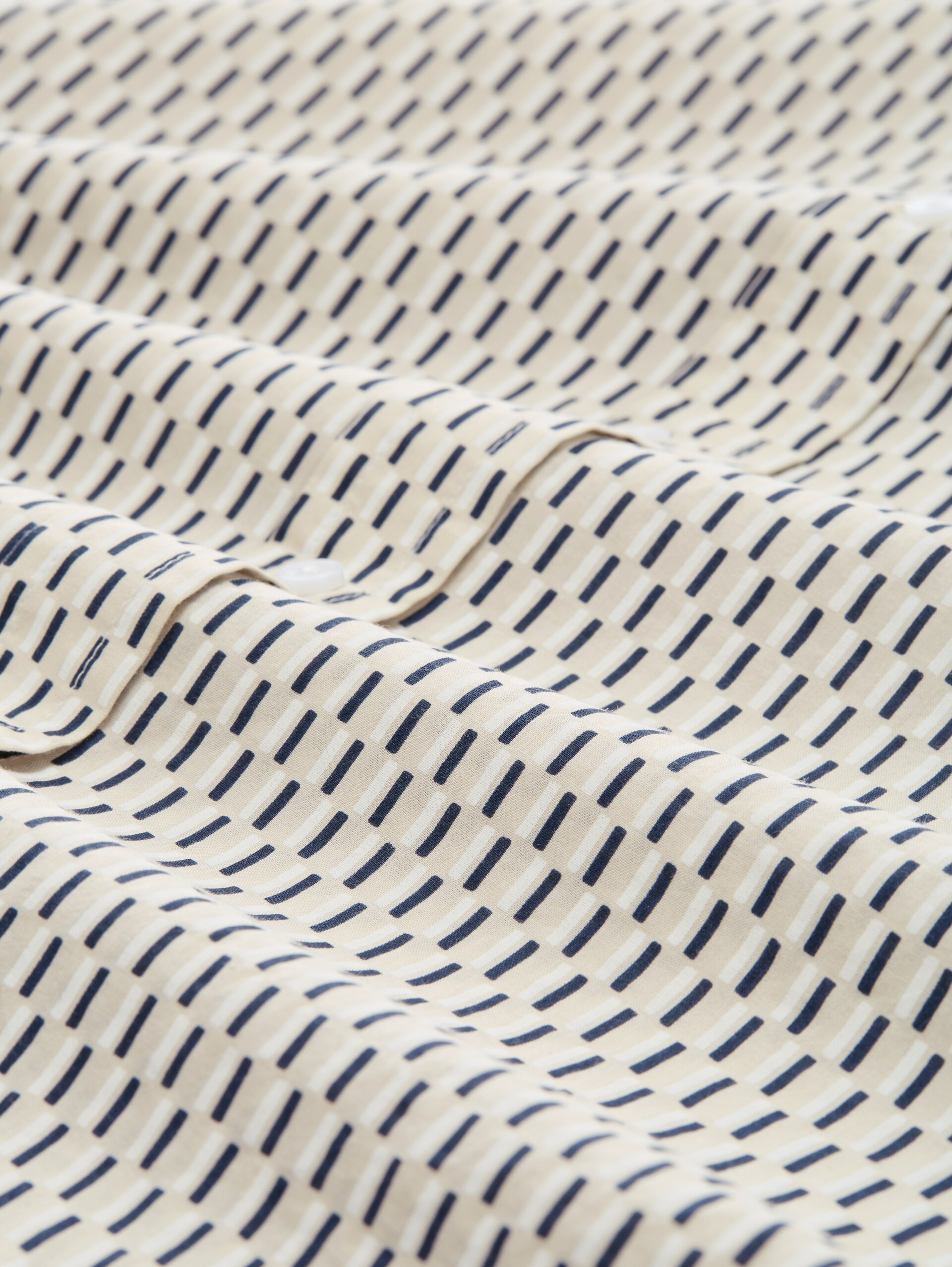 Bluse mit Muster - printed beige graphic minimal - Material-Ansicht