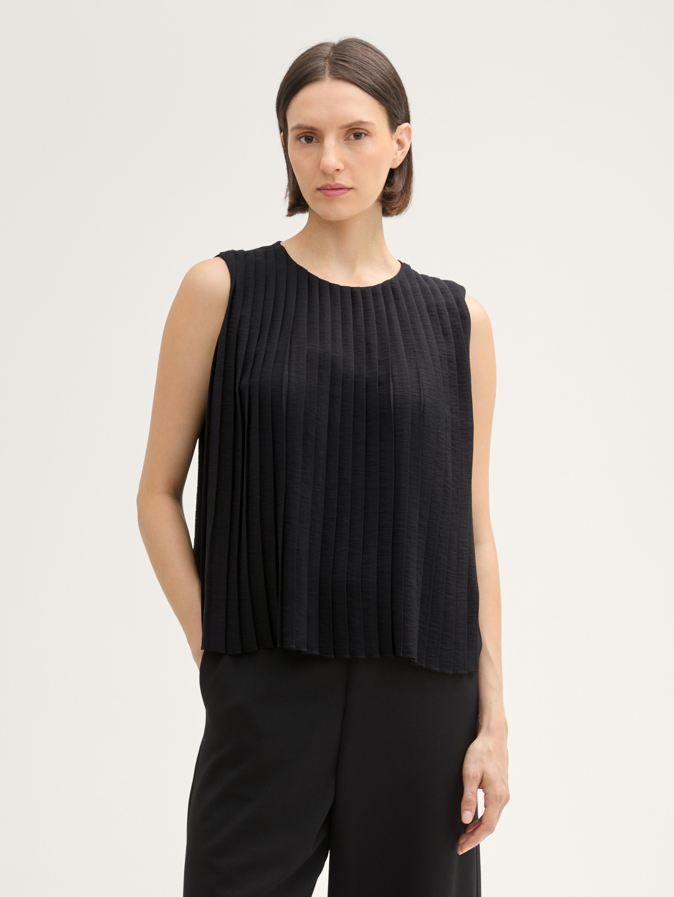 Pleated top - deep_black_1 - 