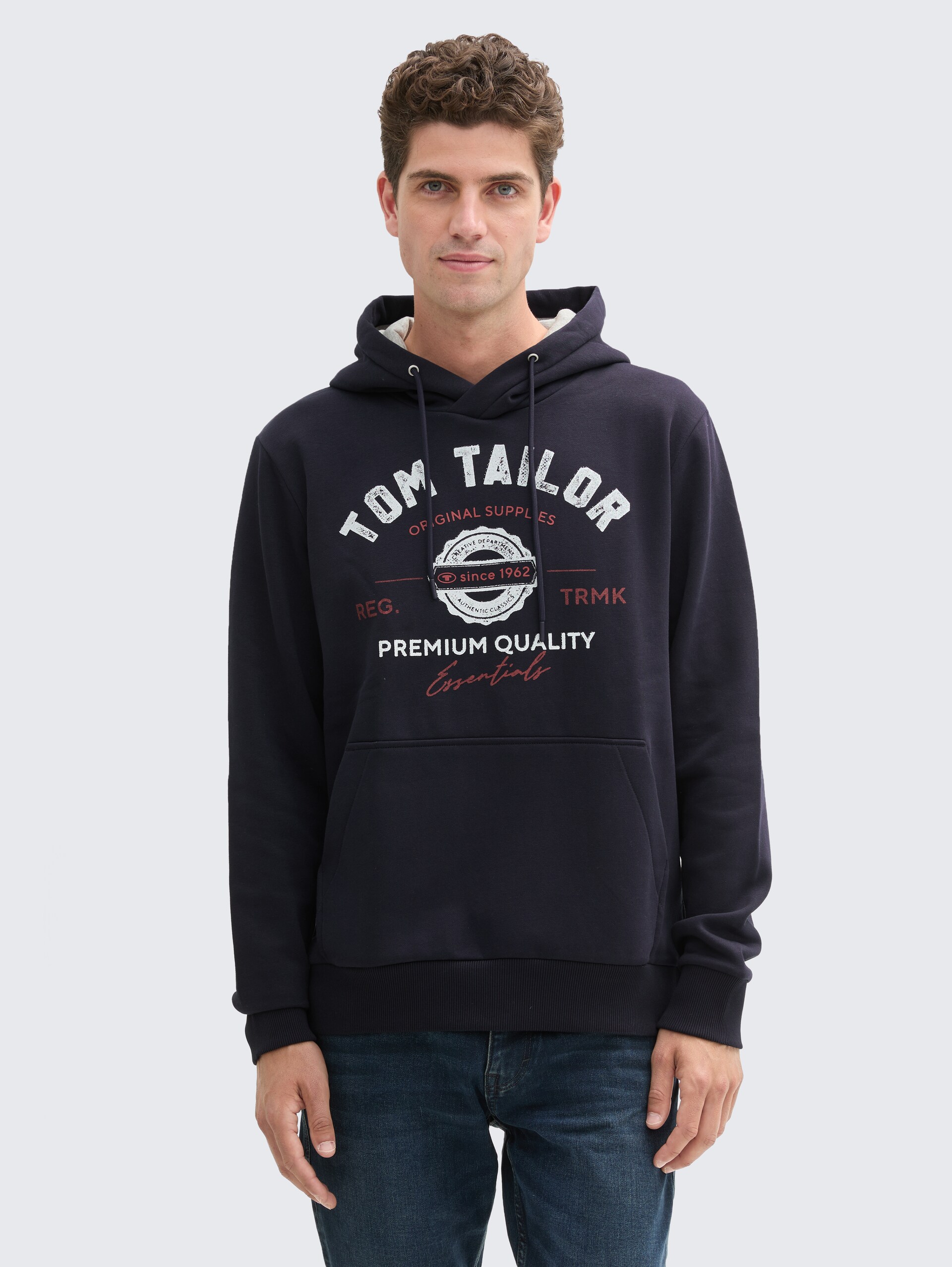 Hoodie Sweatshirt mit Logo-Print - sky captain blue - Ausschnitt Model-Vorderansicht