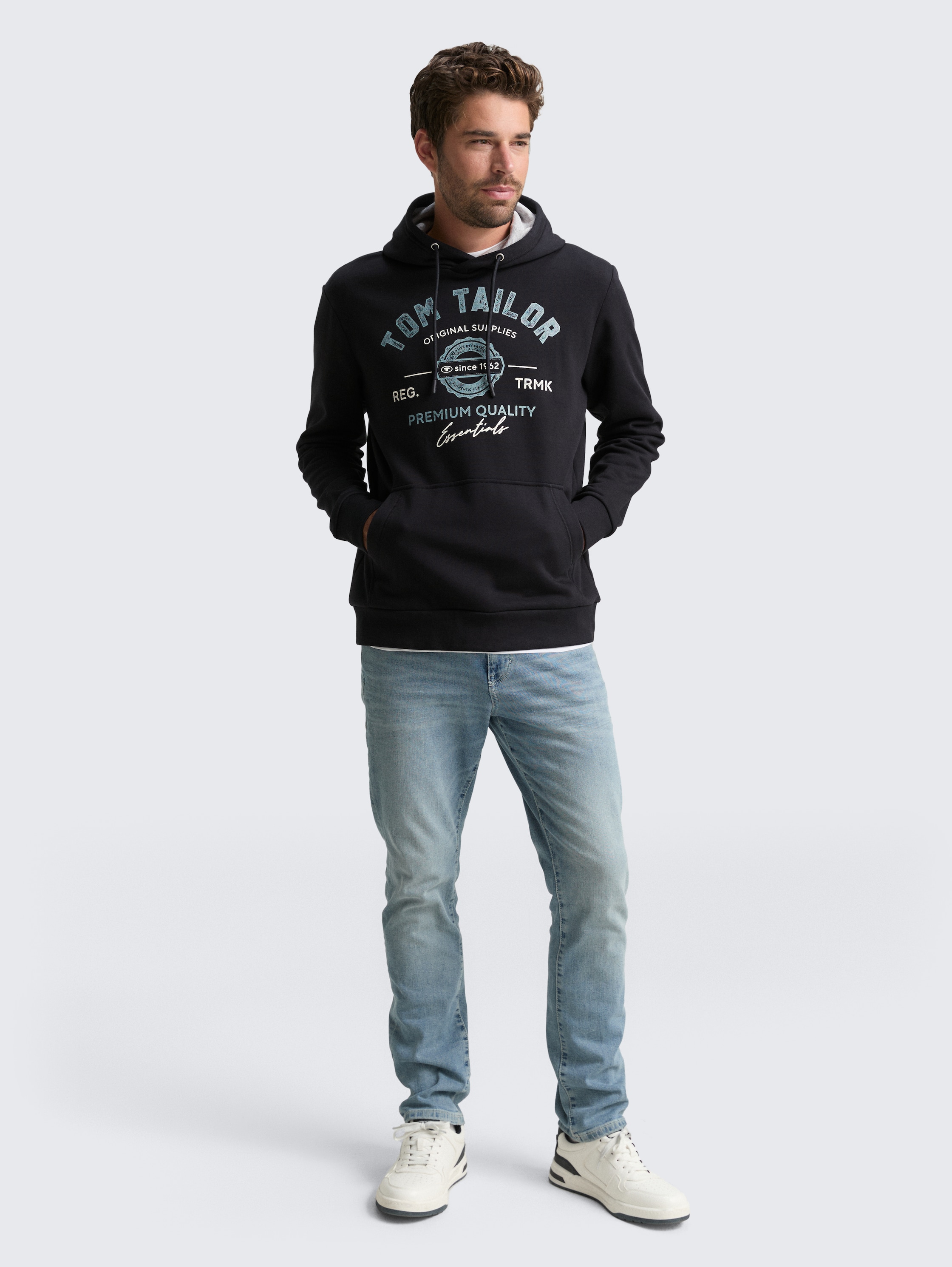Hoodie sweatshirt with logo print - almost_black - 