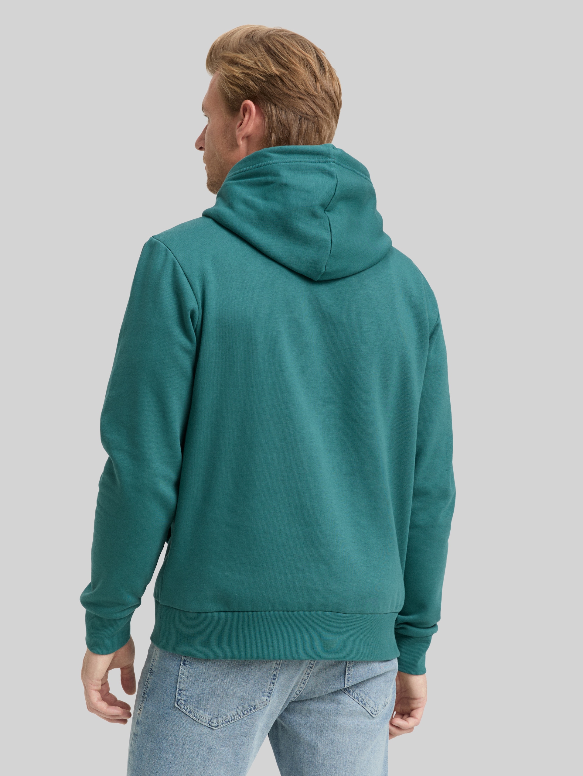 Hoodie Sweatshirt mit Logo-Print - Jasper Green - Auschnitt Model-Rückansicht