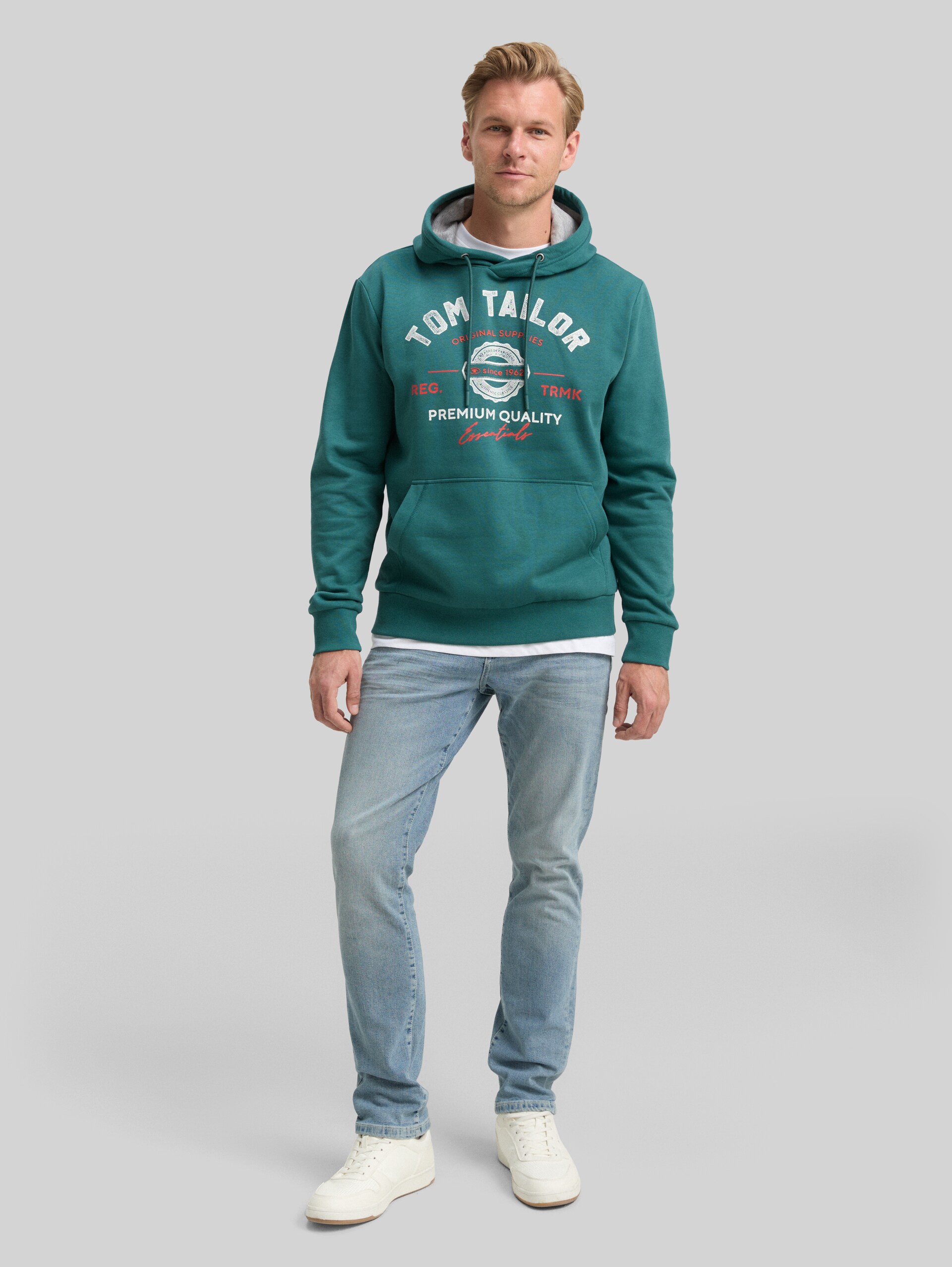 Hoodie Sweatshirt mit Logo-Print - Jasper Green - Model-Vorderansicht
