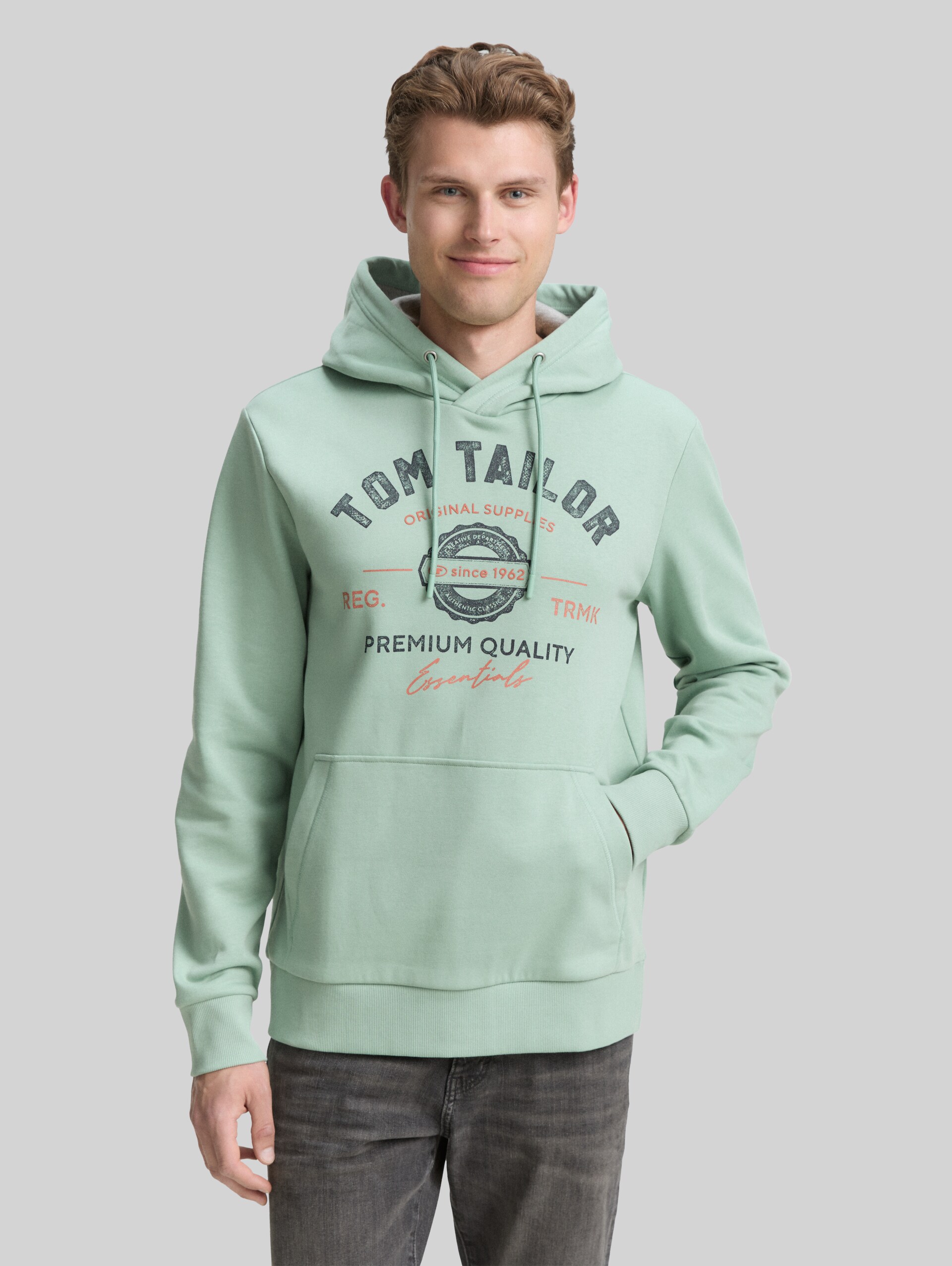 Hoodie Sweatshirt with logo print - dust green - Neckline model front view
