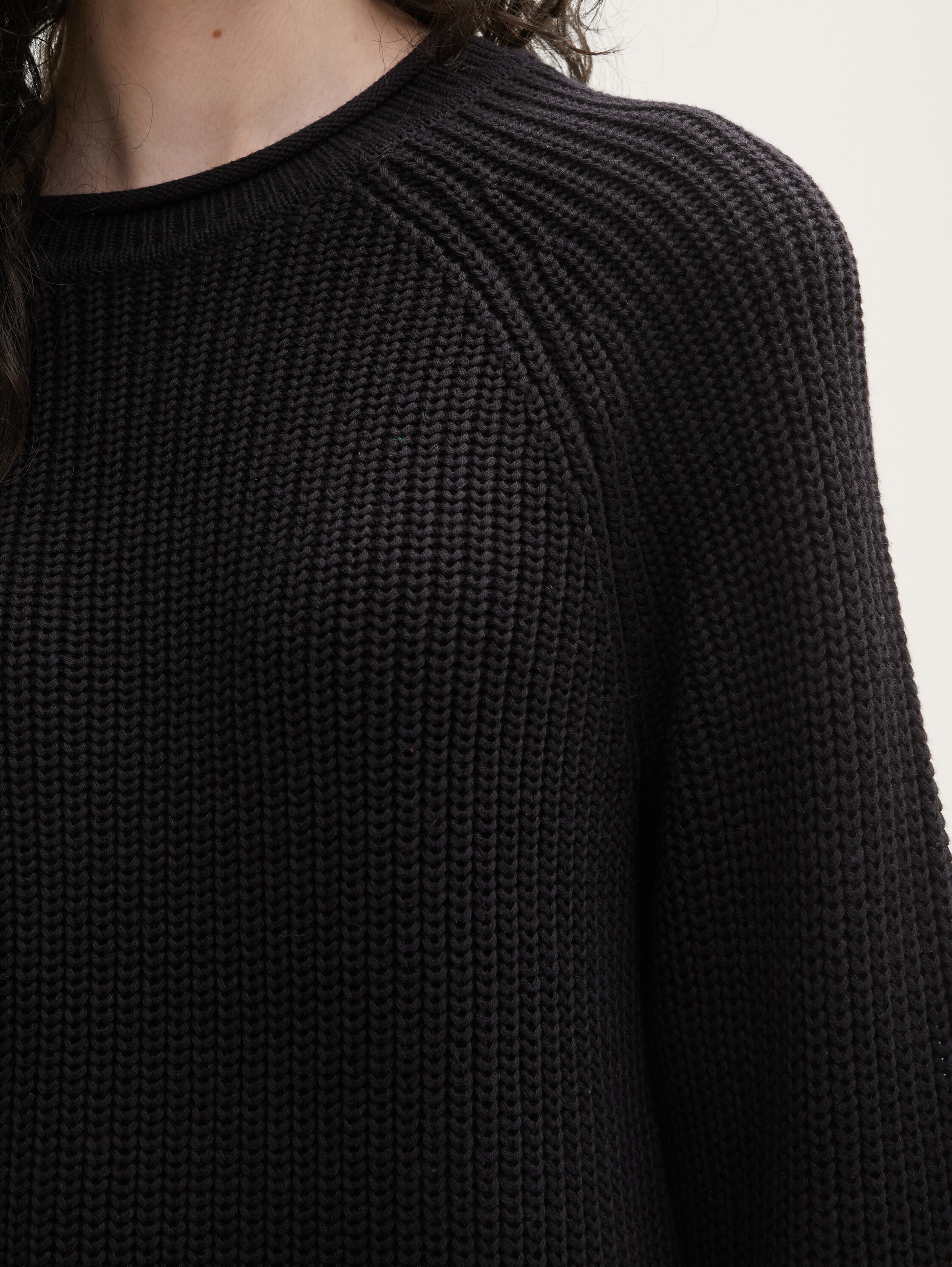 Strickpullover mit leichten Ballonärmeln - 4