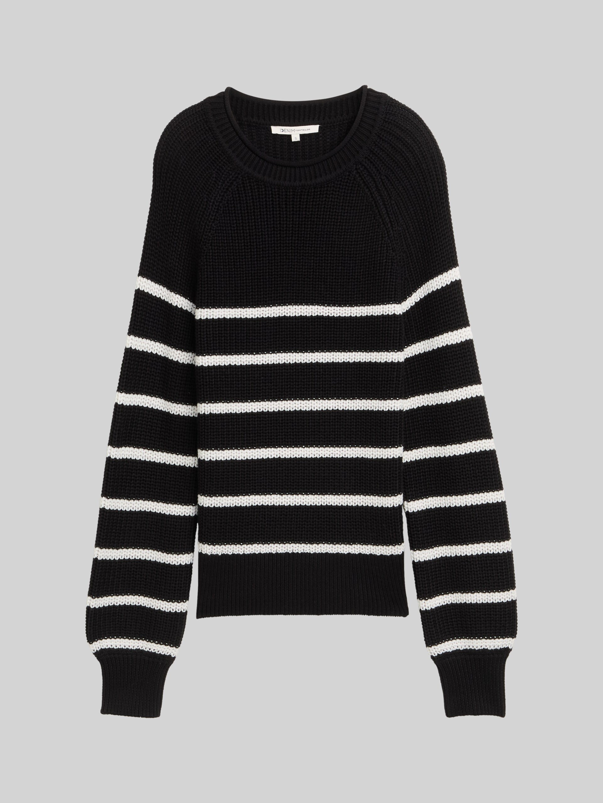 Knitted jumper with slightly puffed sleeves - placed black white stripe