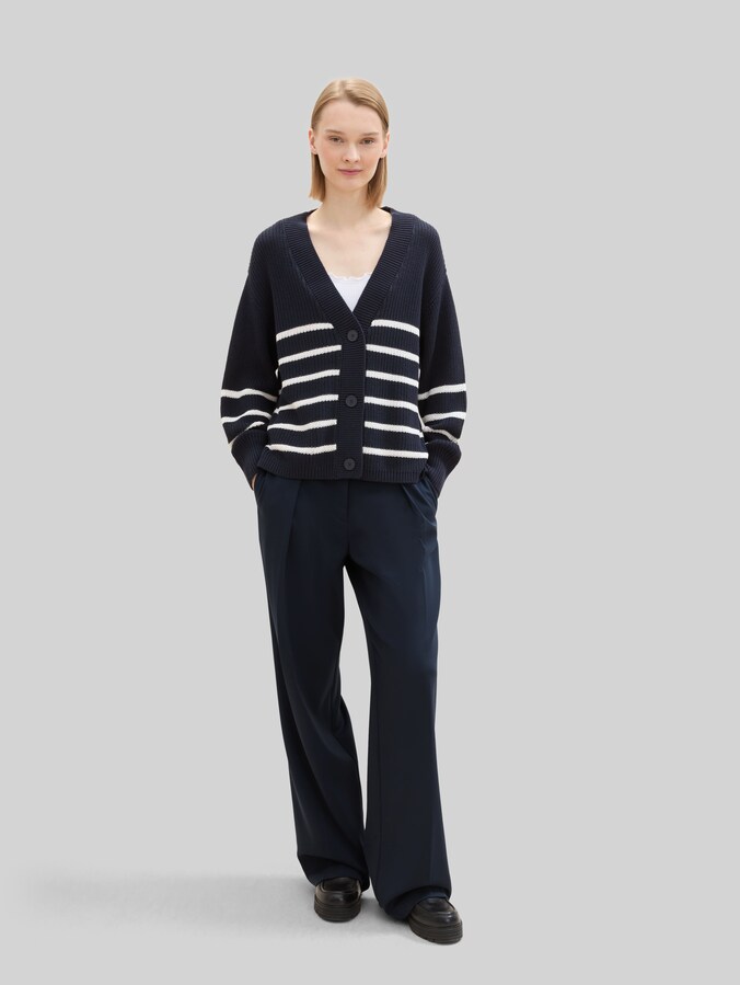 Cardigan mit V-Ausschnitt von Denim Female, placed navy white stripe