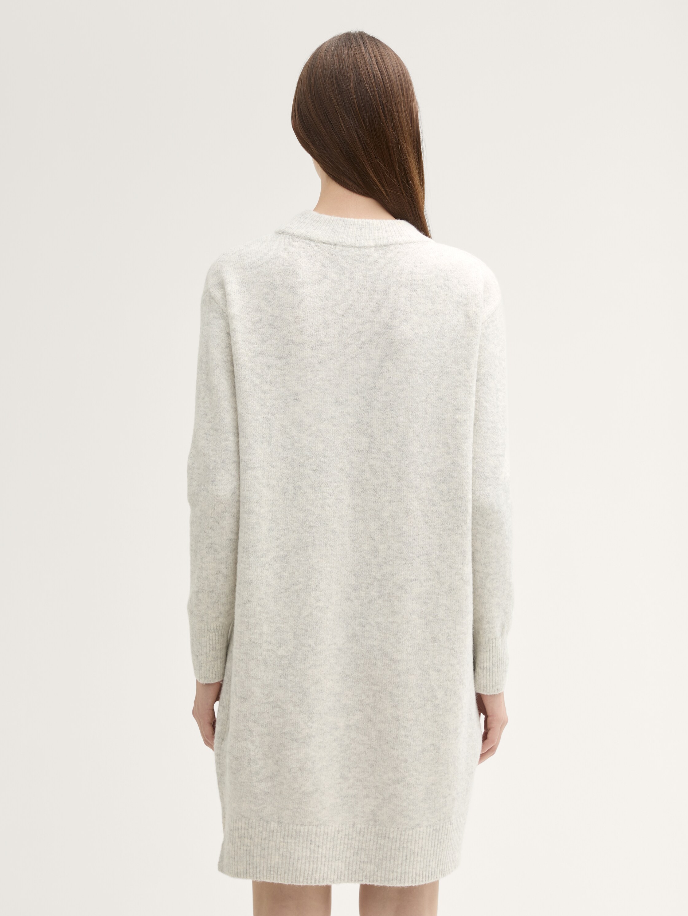 Kurzes Strickkleid - 3