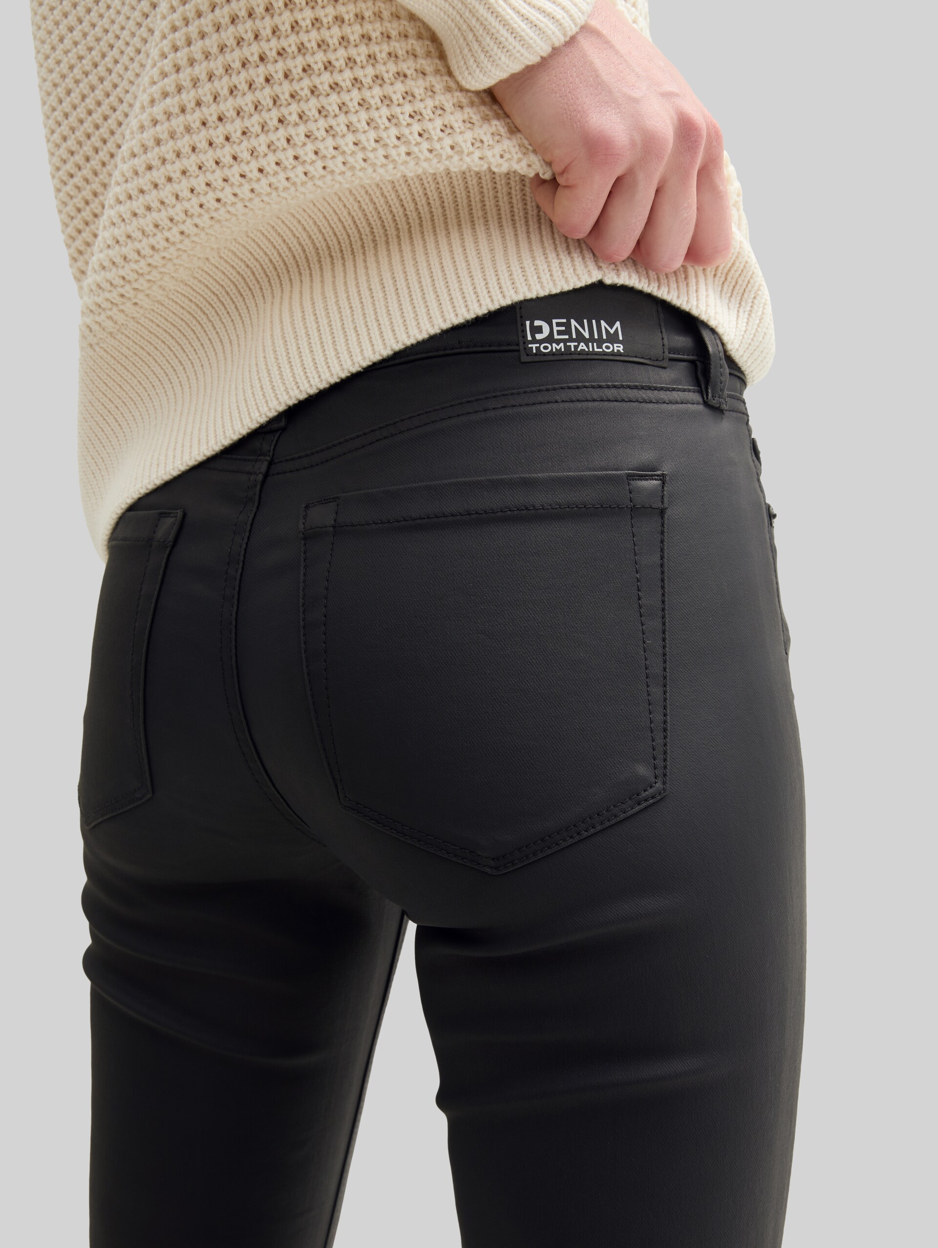 TTNELA extra skinny jeans - coated black denim - Neckline model-back view