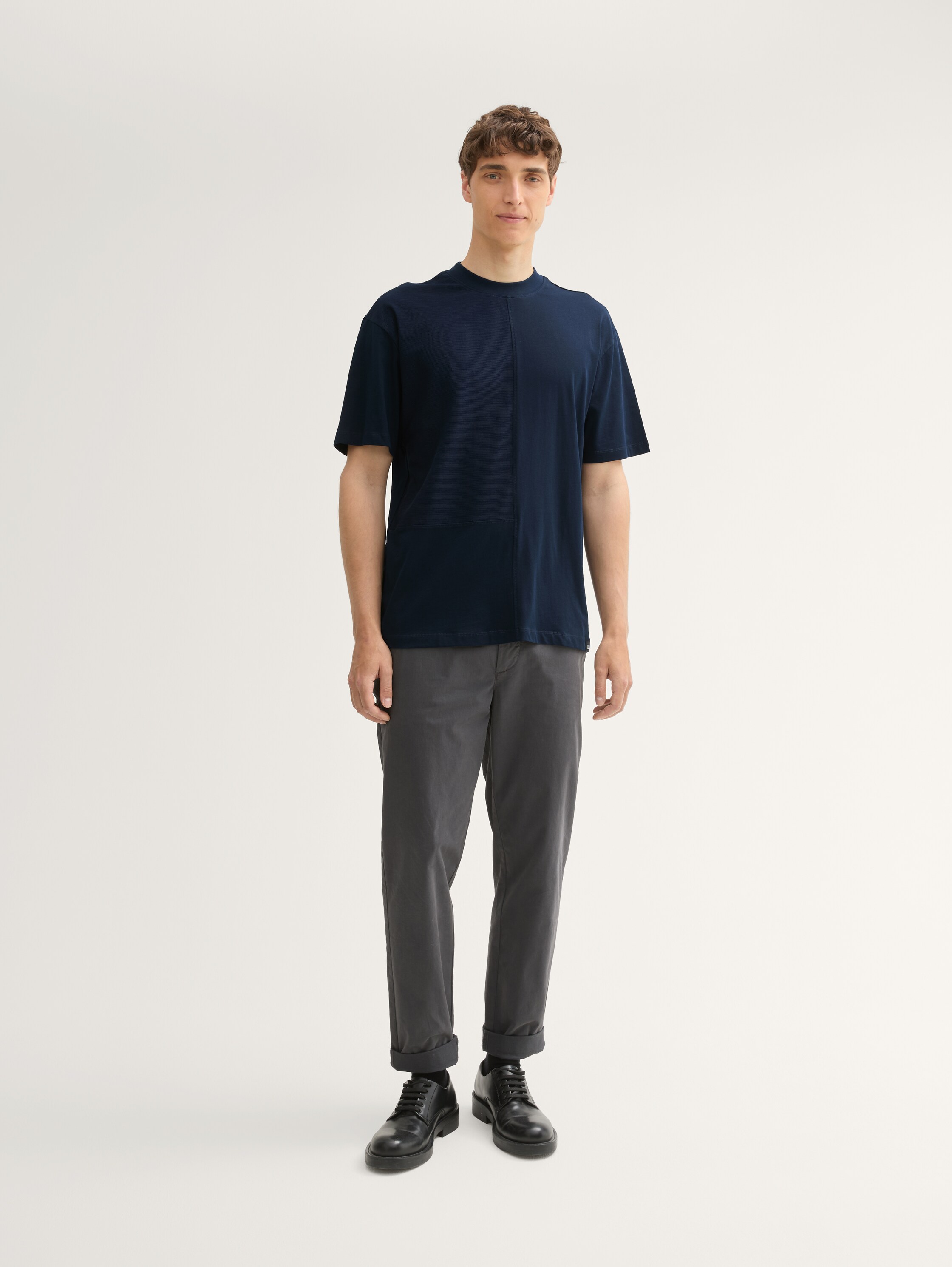 Relaxed T-Shirt mit Struktur - 2